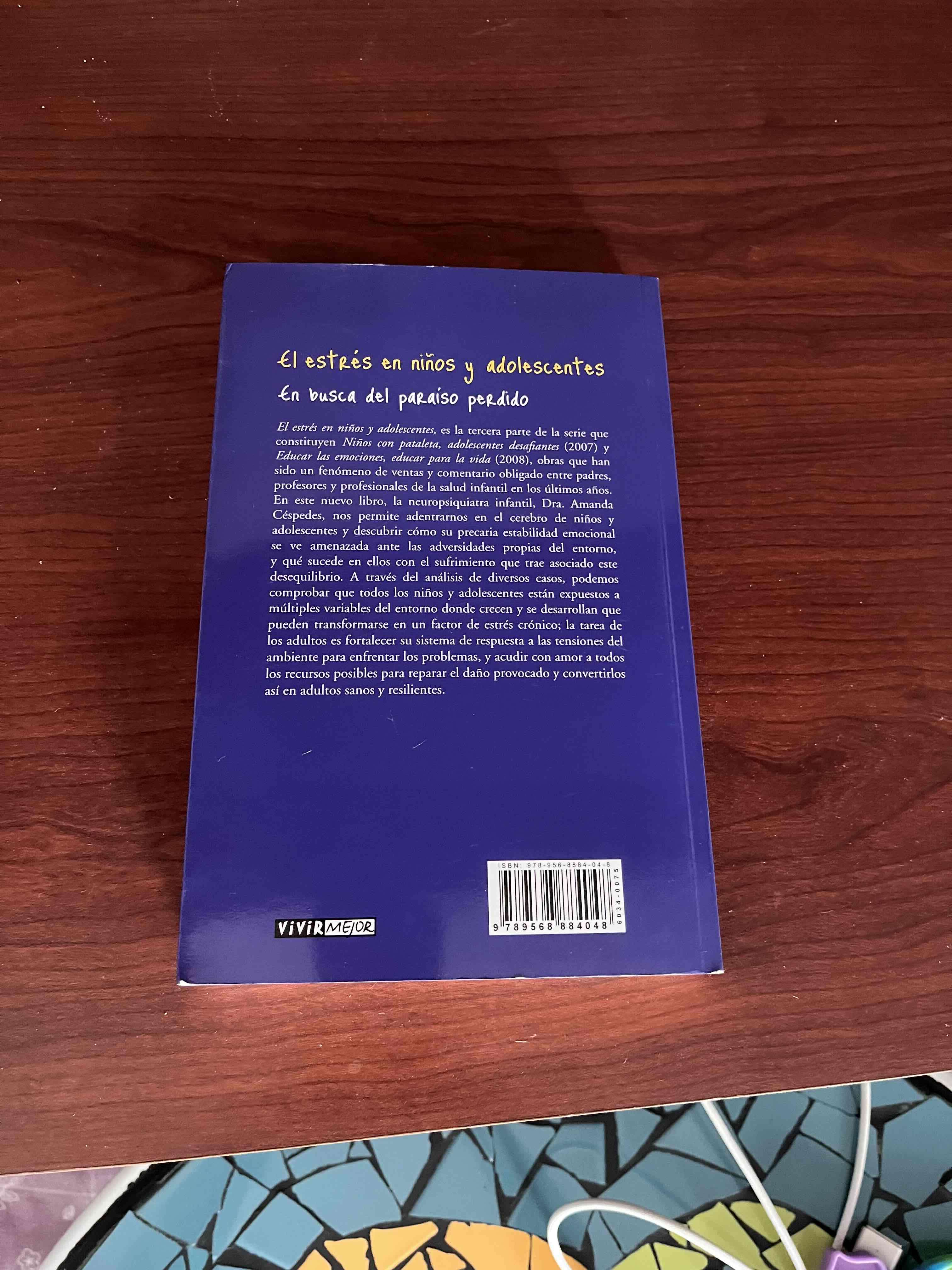Libro El estrés en niños y adolescentes - miniatura 2