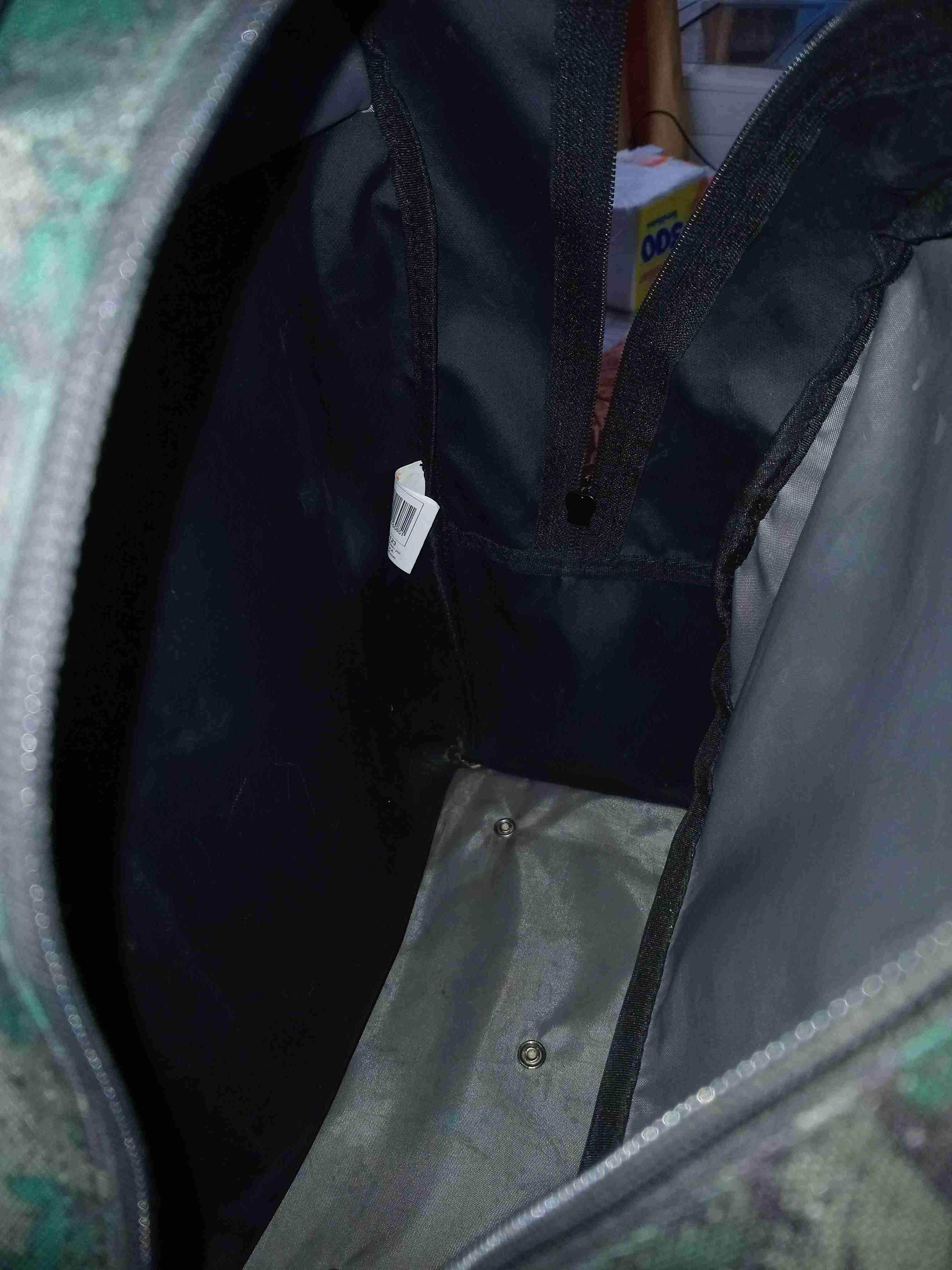 Mochila infantil T-Rex verde - miniatura 2