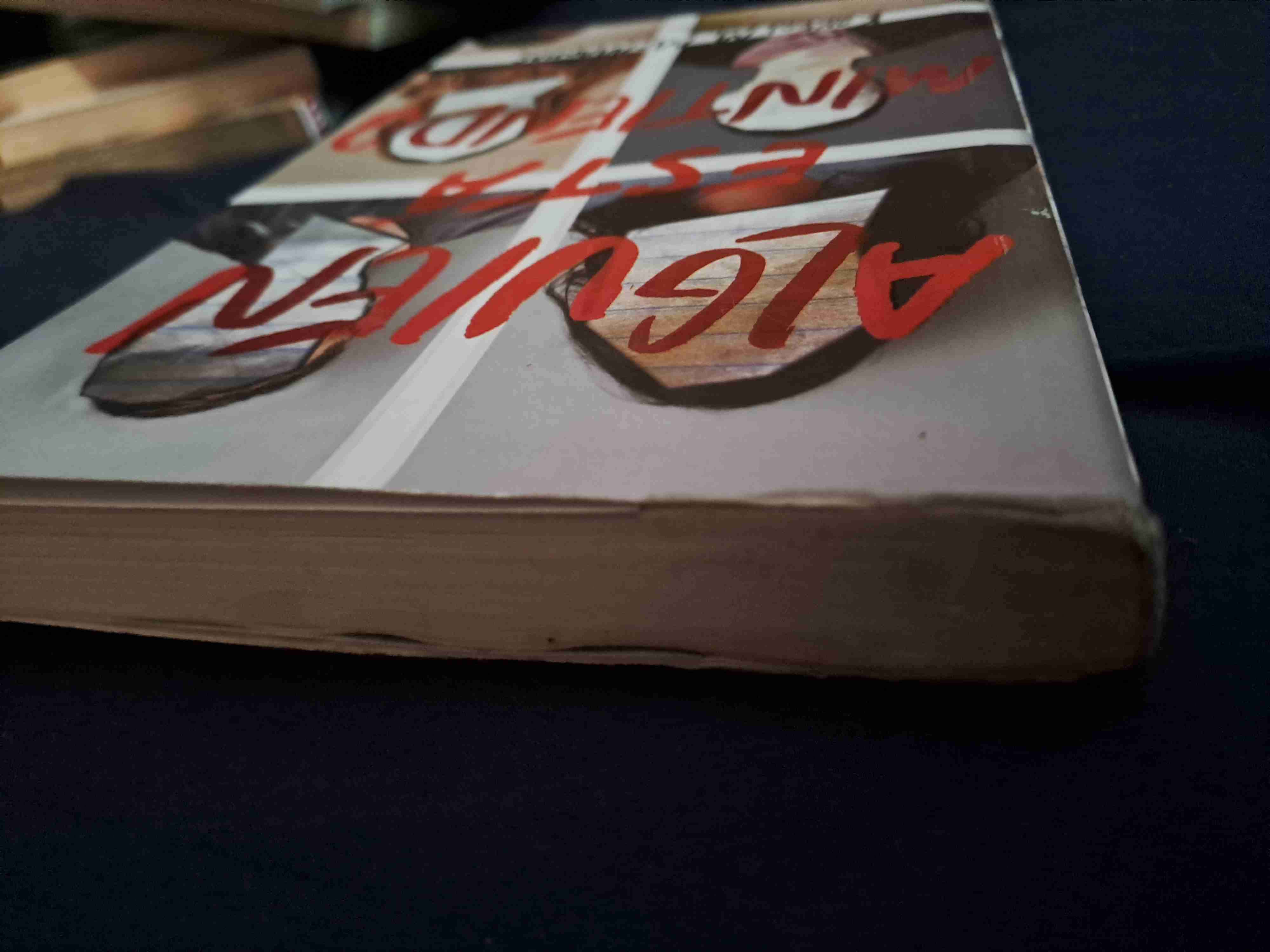 Libro: alguien esta mintiendo /karen mcmanus - miniatura 2