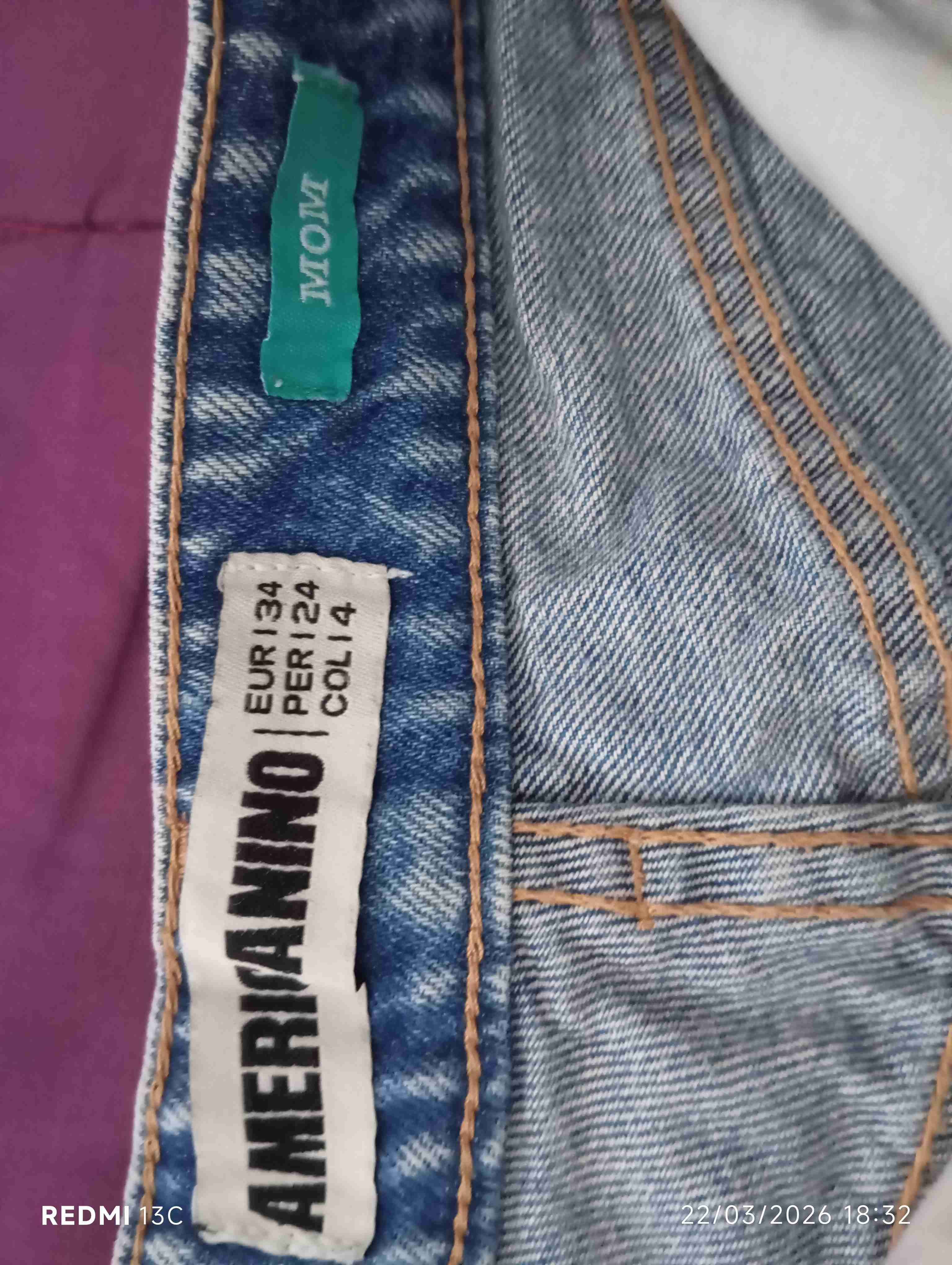 Jeans desgastados celestes - miniatura 3