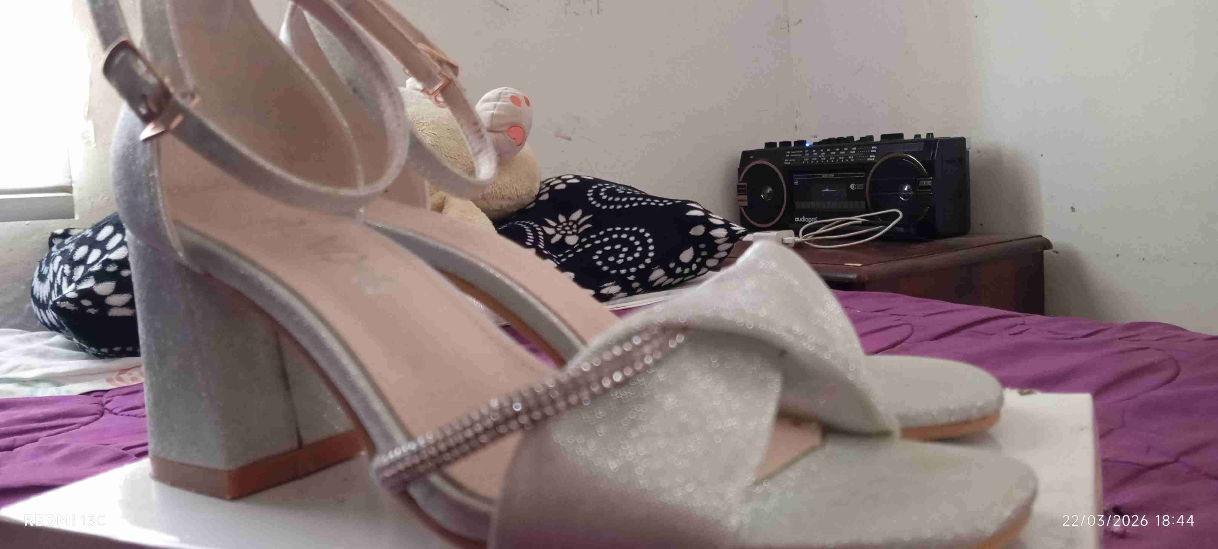 Zapatos plateadas elegantes - miniatura 5