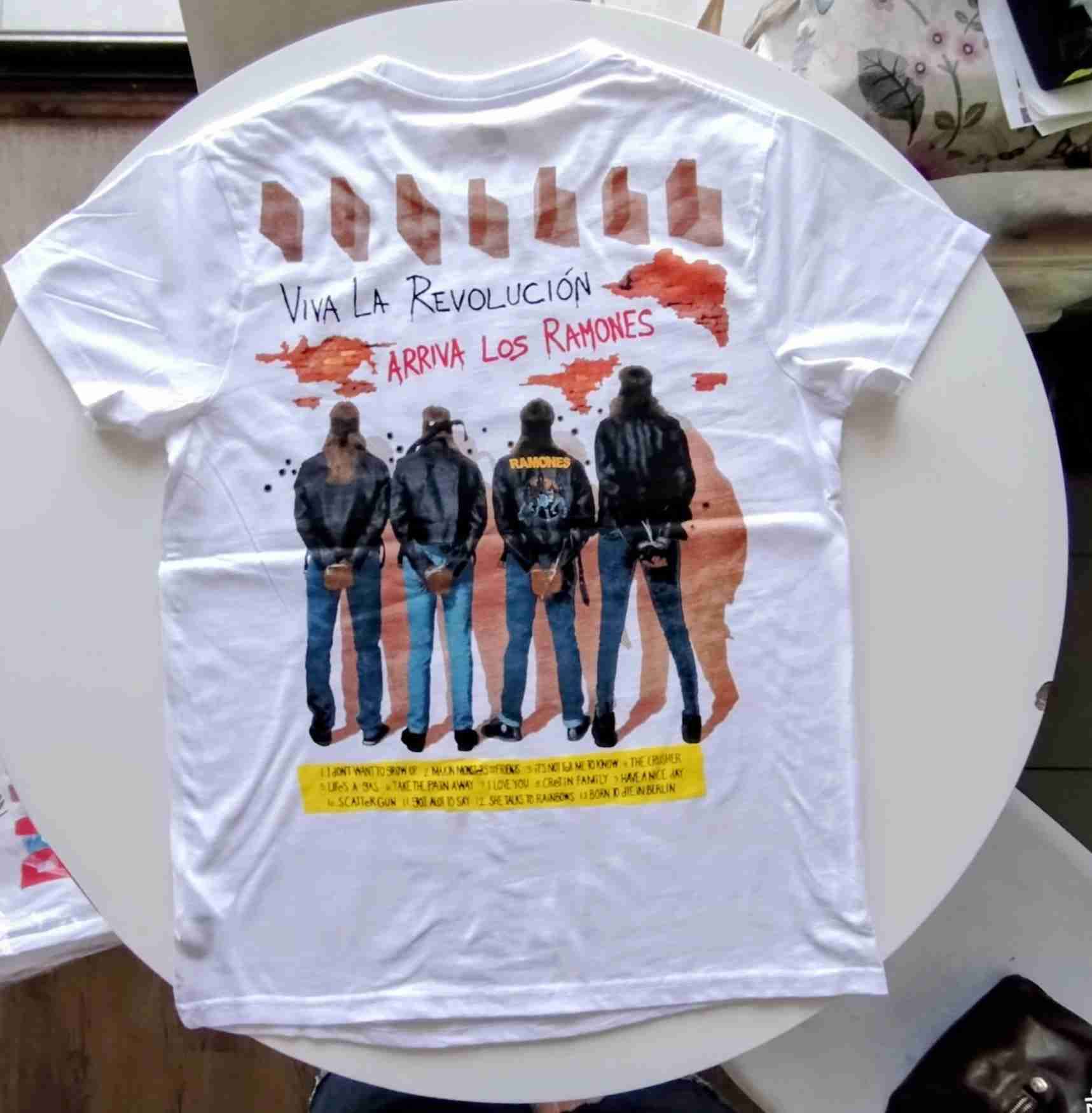 Polera blanca Ramones estampada - miniatura 2