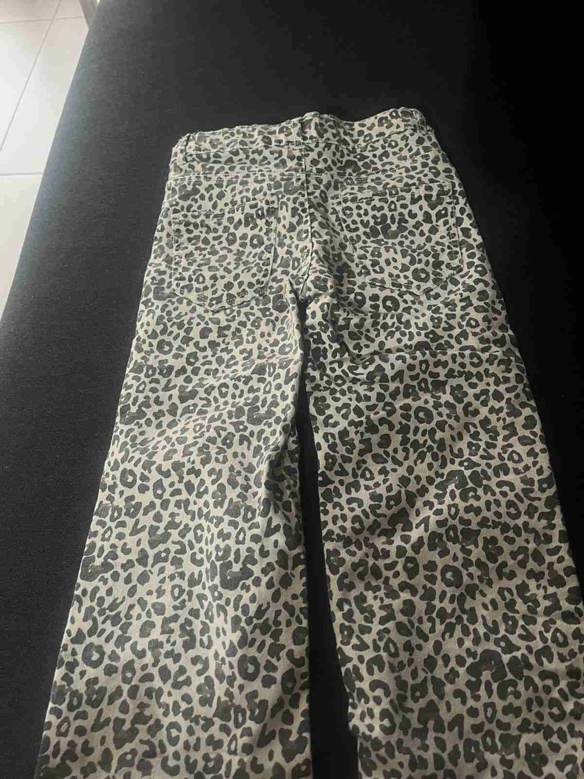 Pantalones con estampado animal print talla 4 - miniatura 2