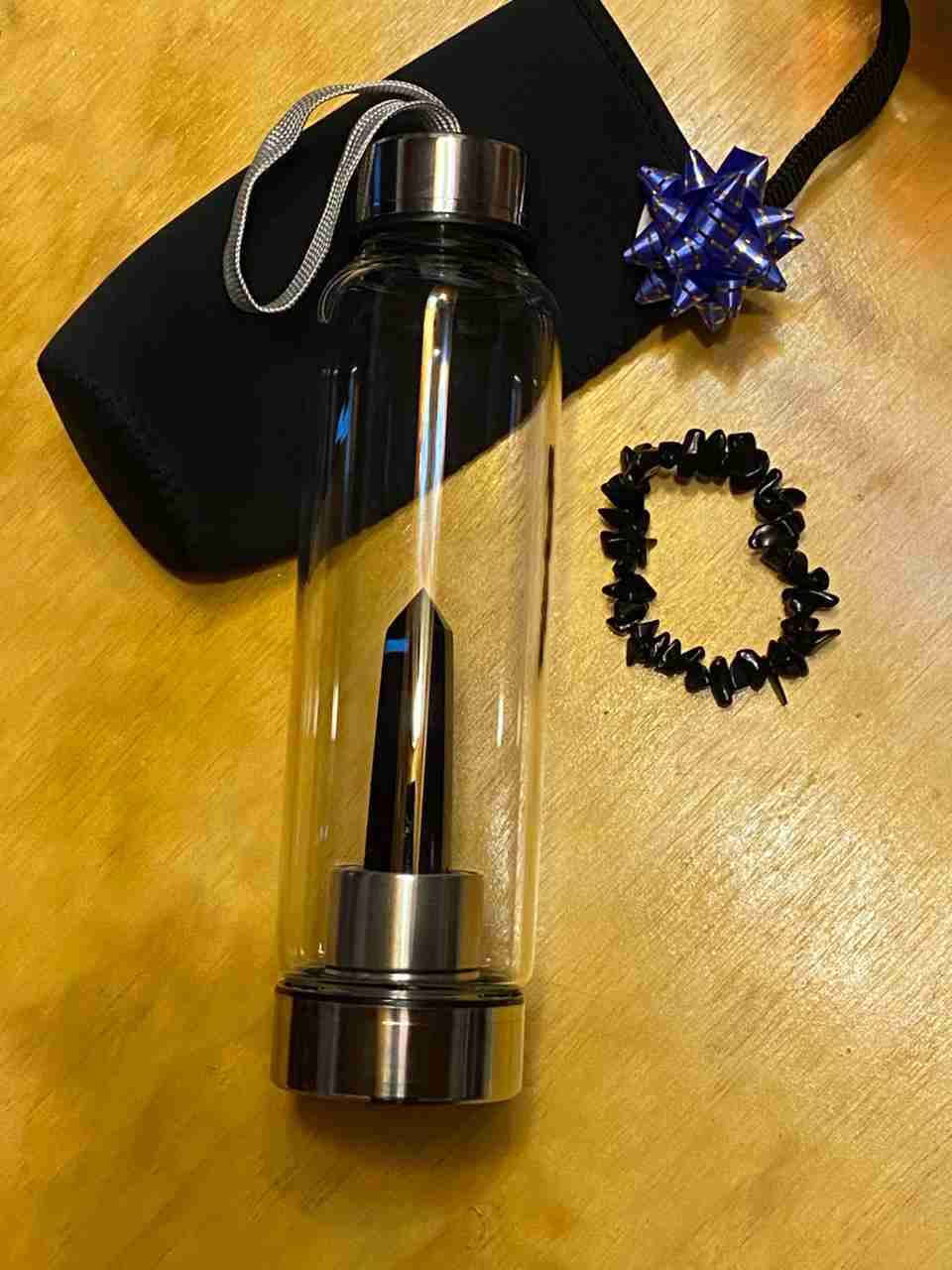 Botella de vidrio con cuarzo onix + pulsera piedra