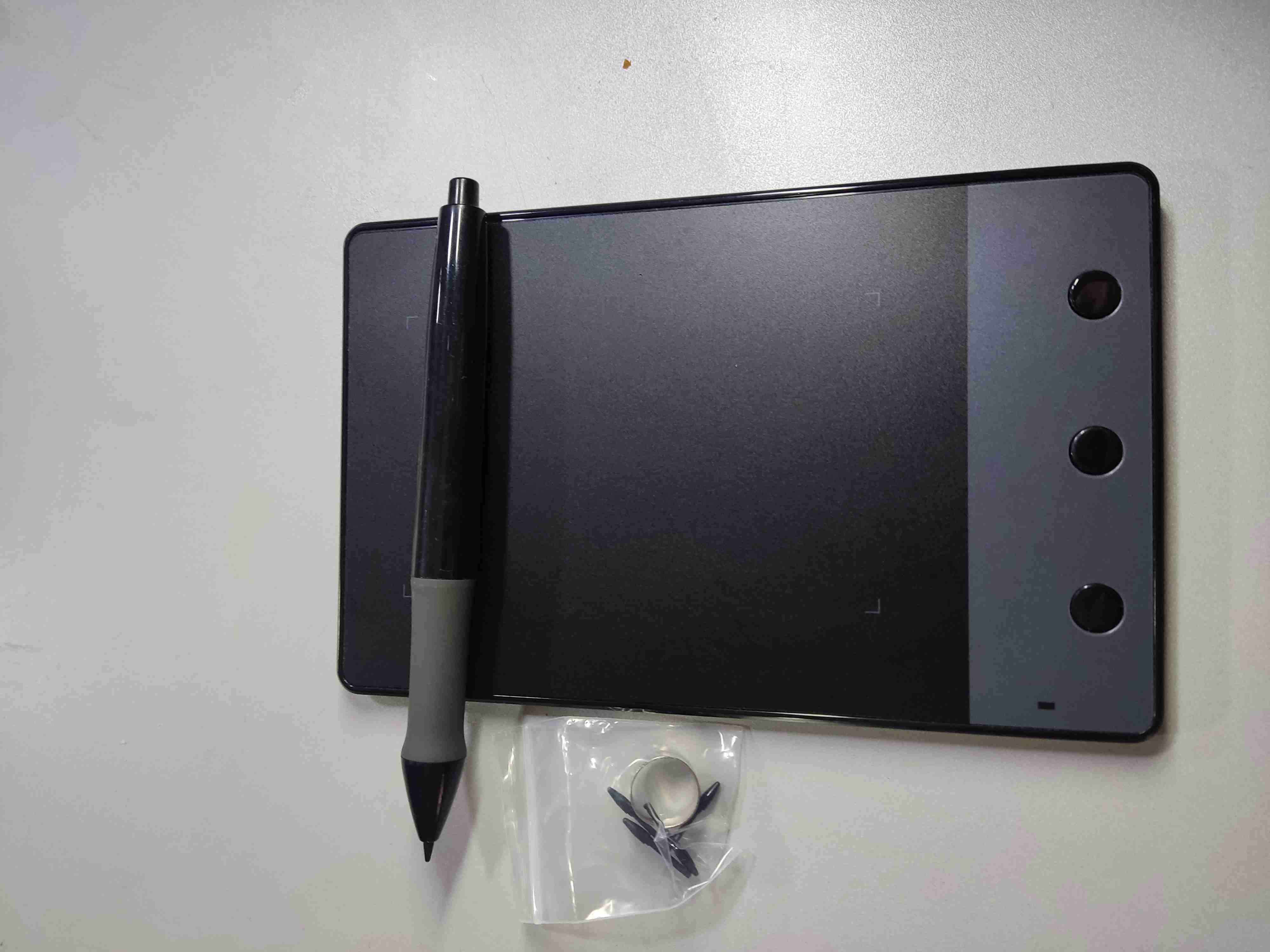 Tableta Gráfica Huion 2048 USB - miniatura 4