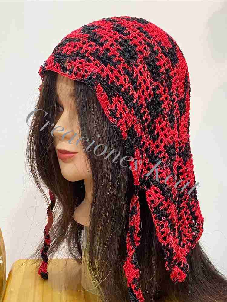 Gorro tejido rojo y negro
