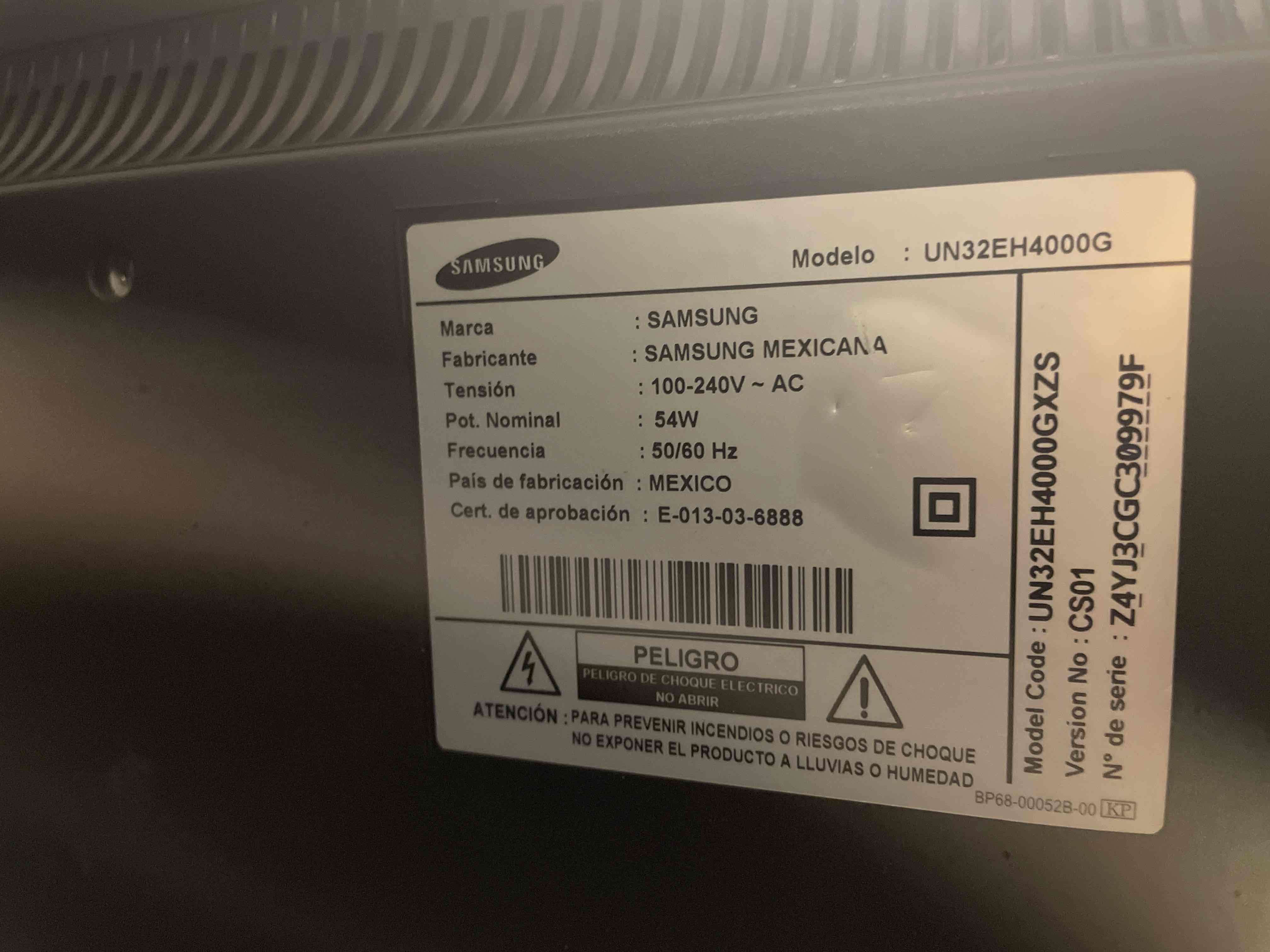 Televisor Samsung 32” - miniatura 2