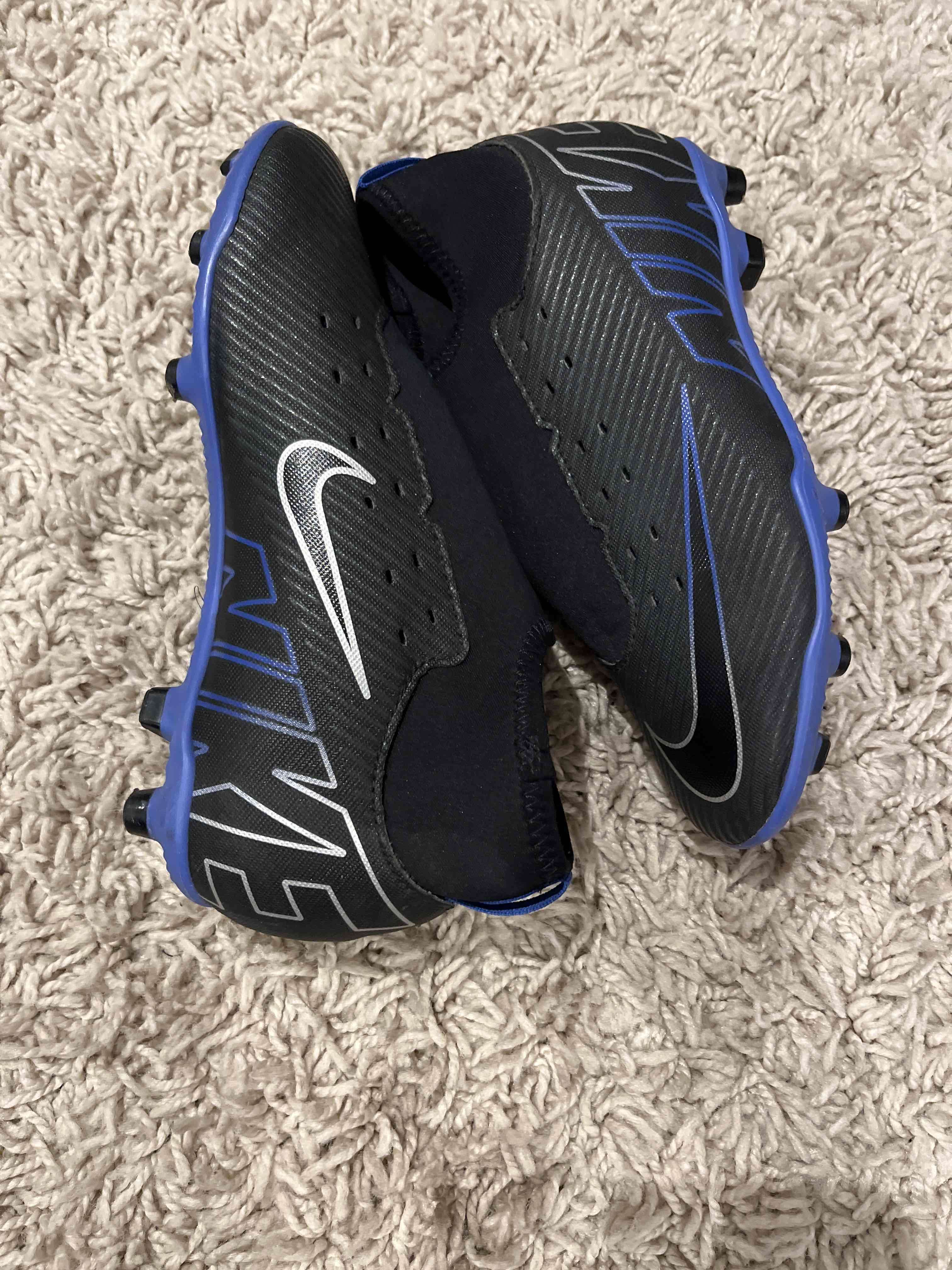 (Talla 33,5!!!)Zapatillas deportivas negras Nike - miniatura 2