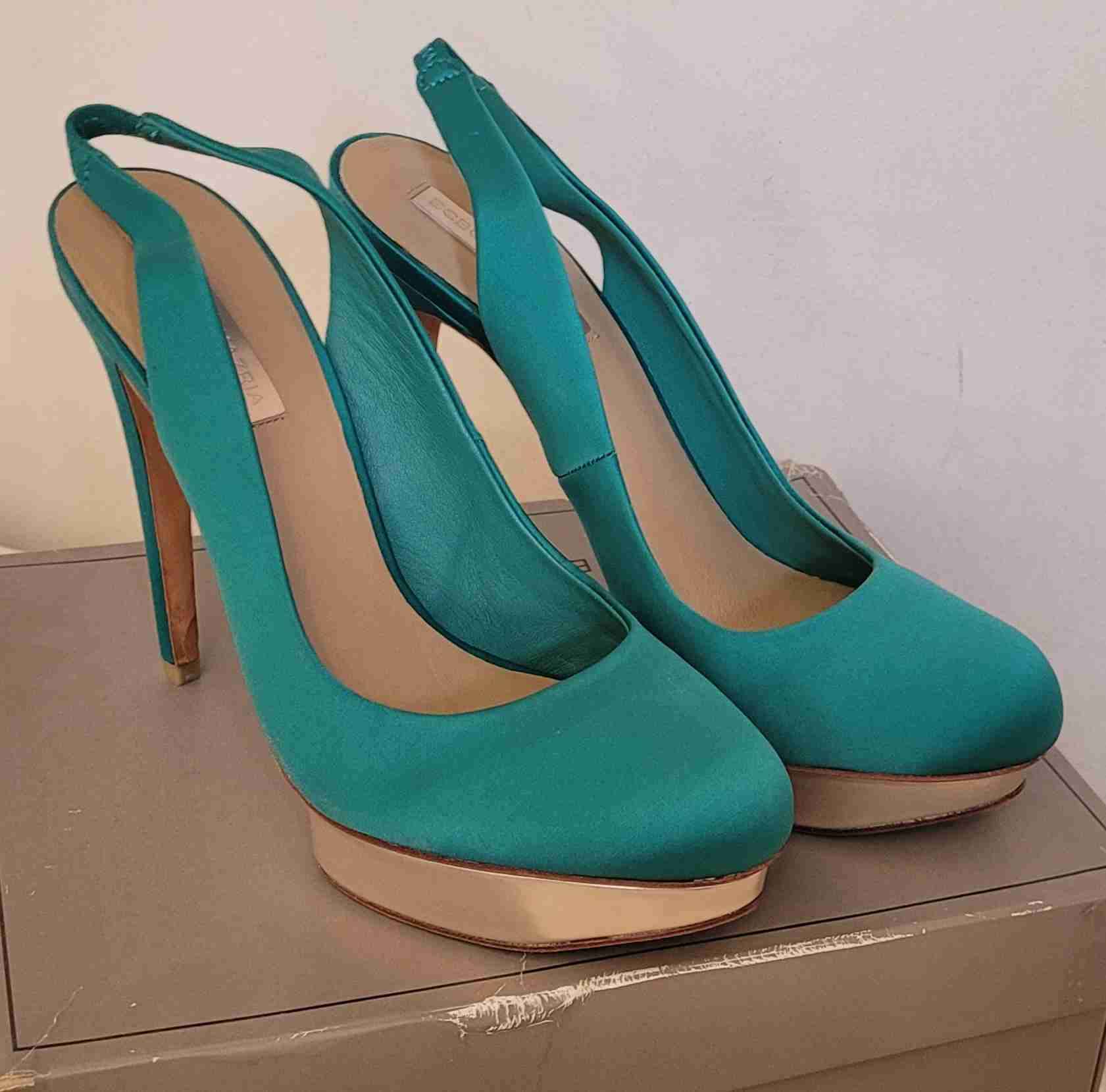 Zapatos BCBG Max Azria talla 39, Nuevos