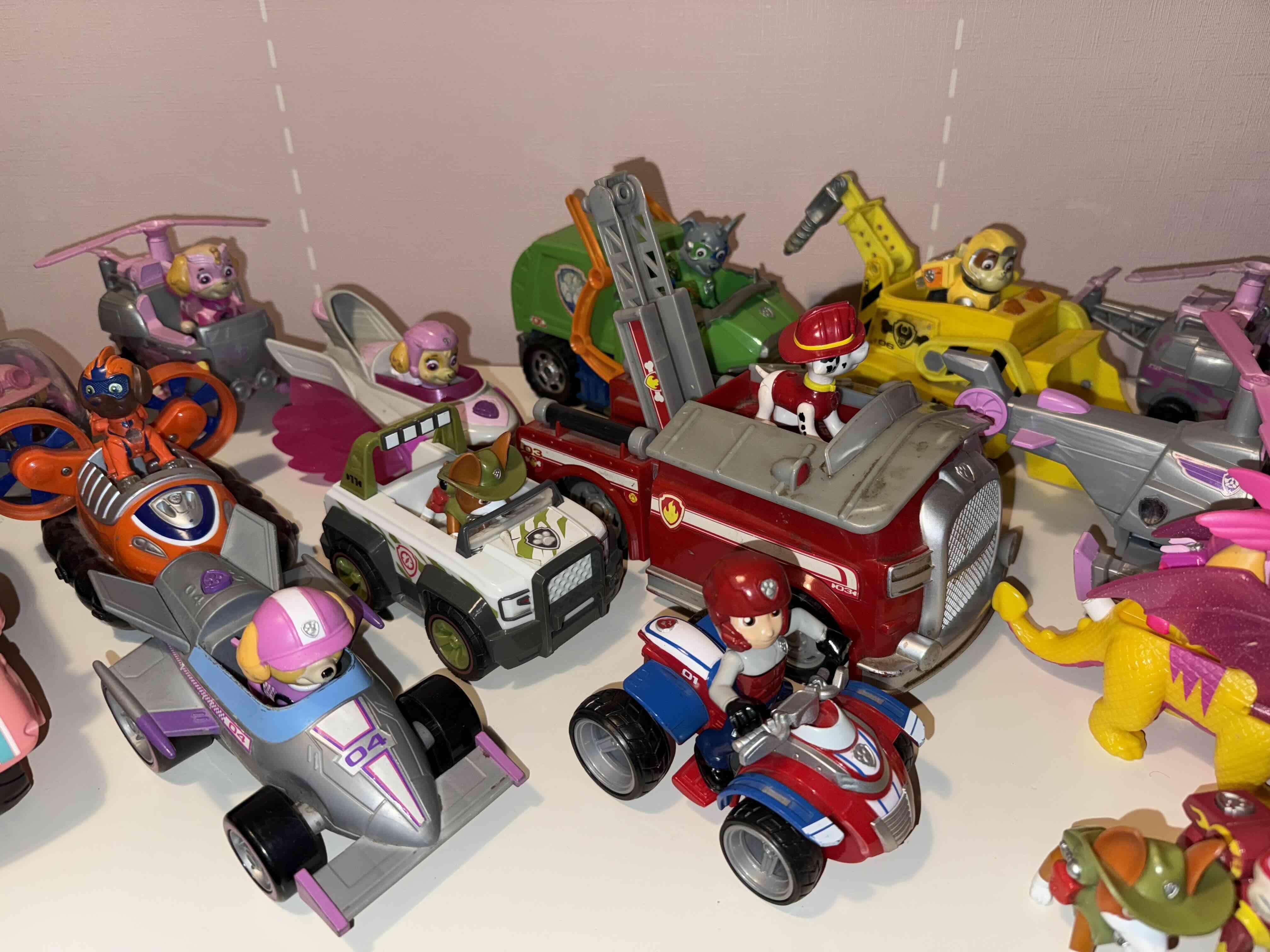 Set de vehículos y figuras Paw Patrol - miniatura 2