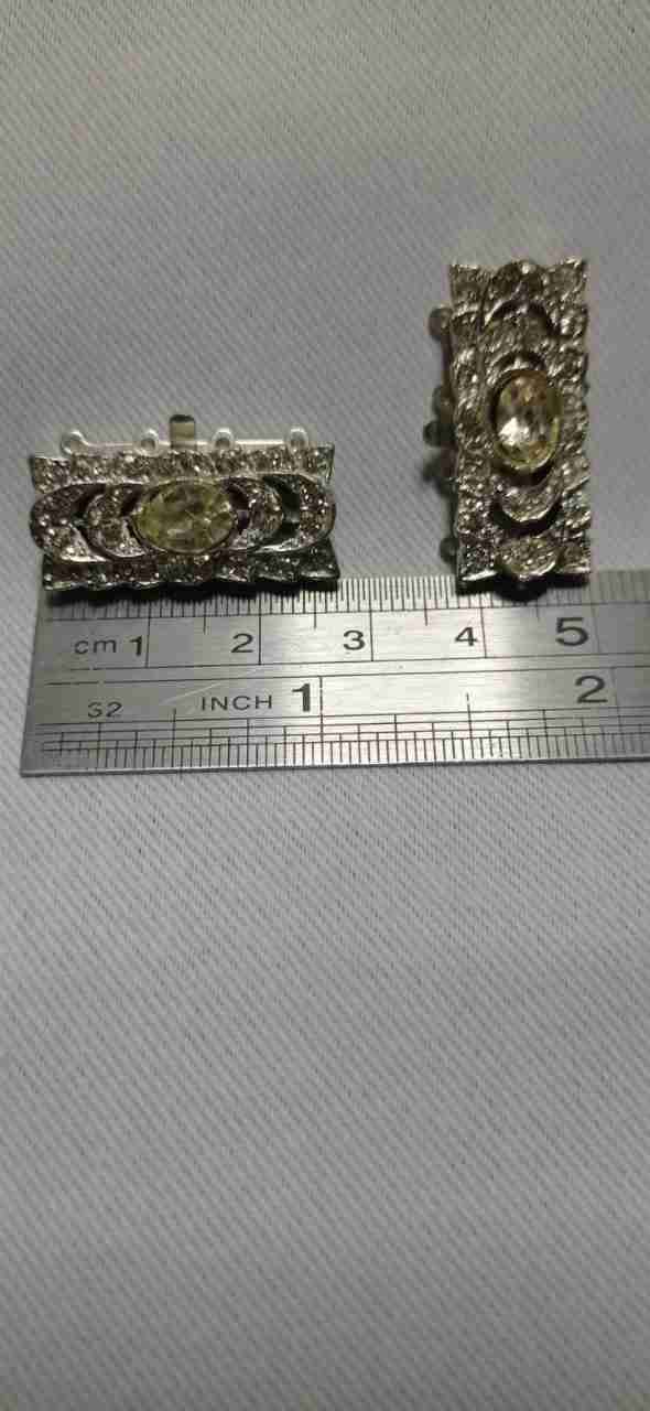Broche vintage con piedras brillantes - miniatura 4