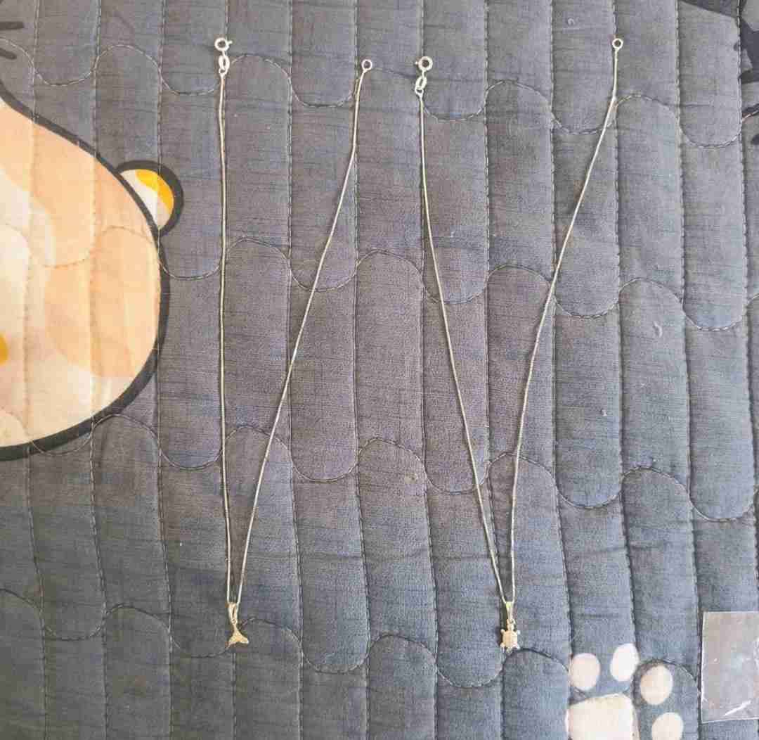 Collares de plata con dijes