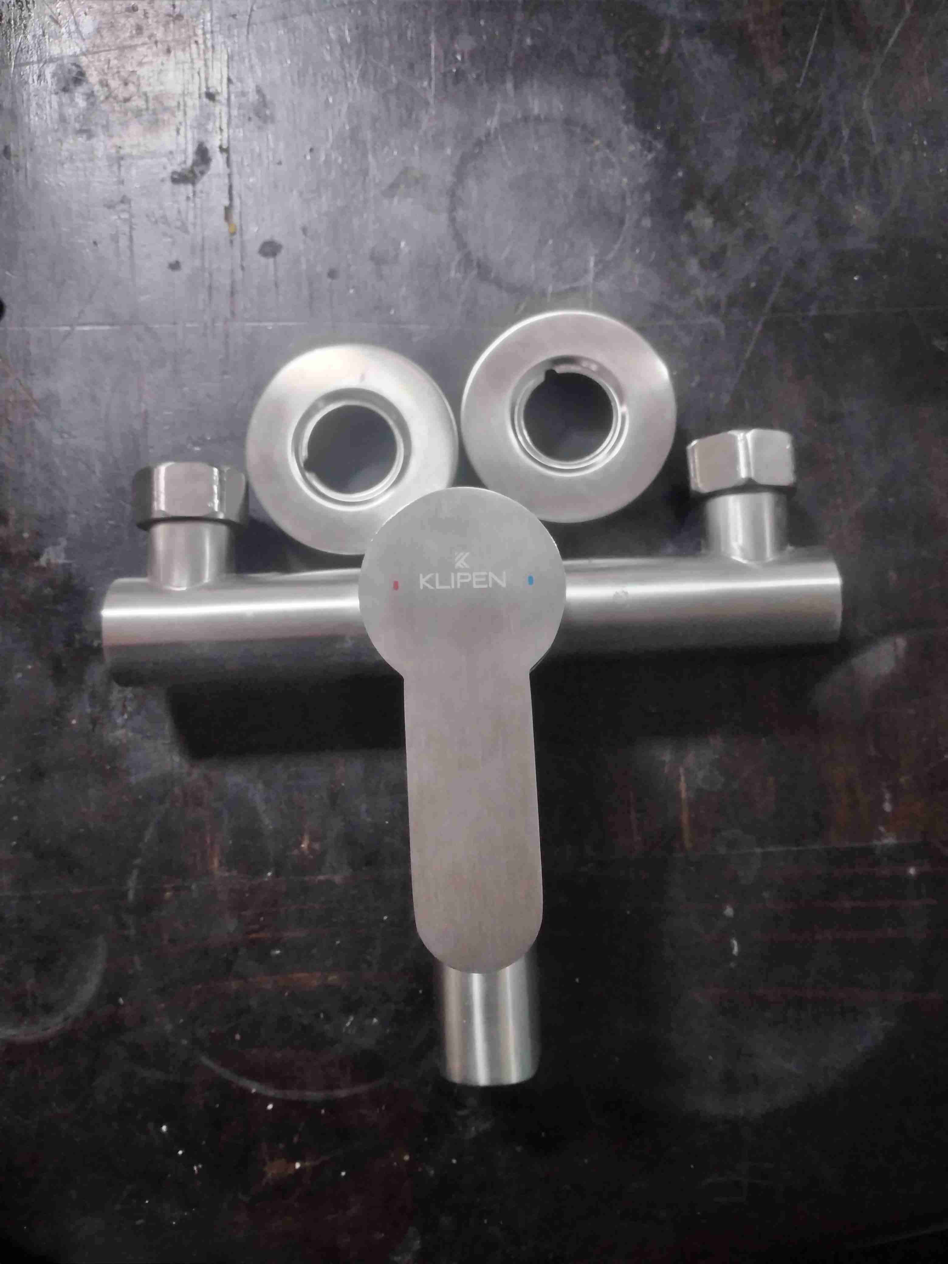 Par de monomando de acero inoxidable marca sin uso - miniatura 2