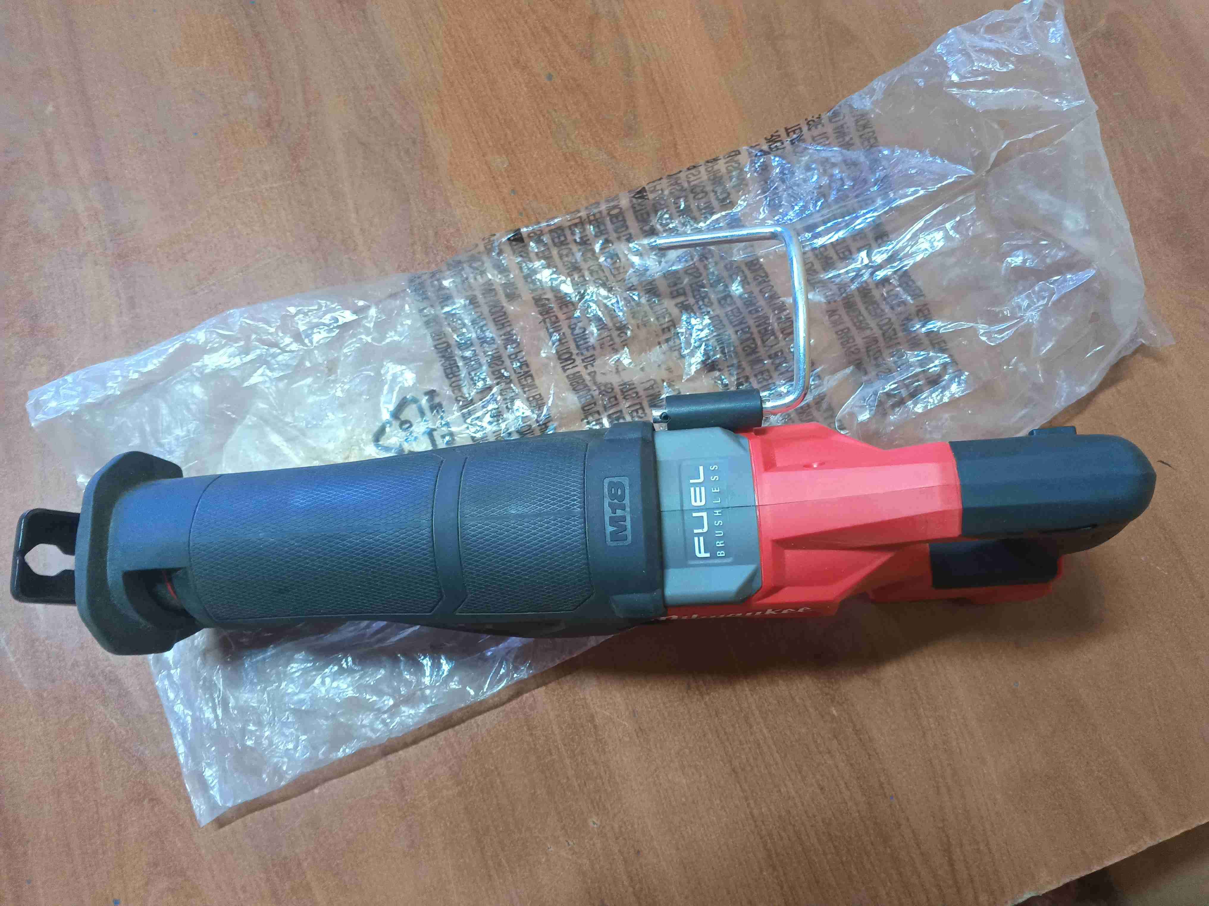 Sierra recíproca Milwaukee - miniatura 3