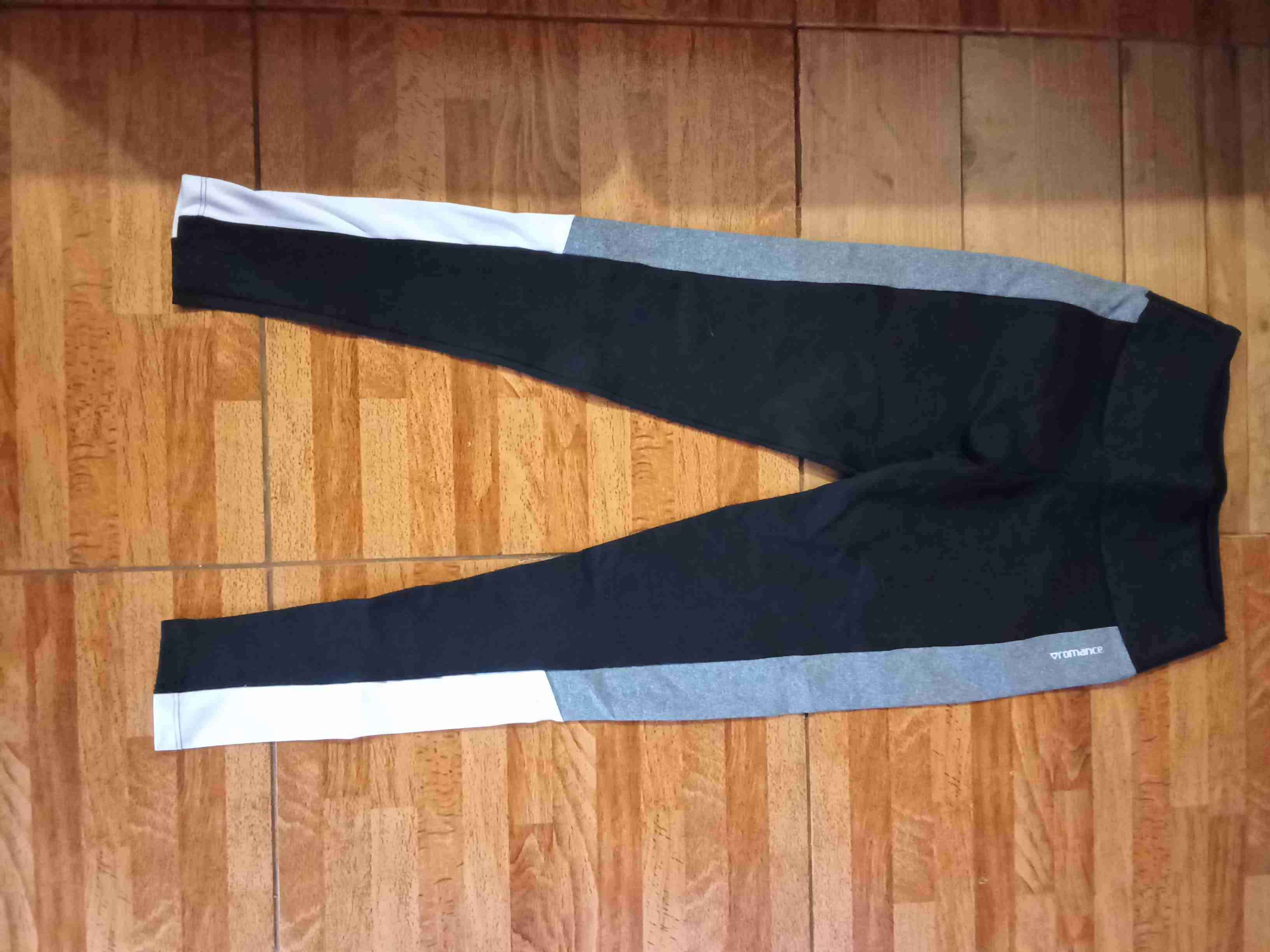 Leggings deportivos tricolor