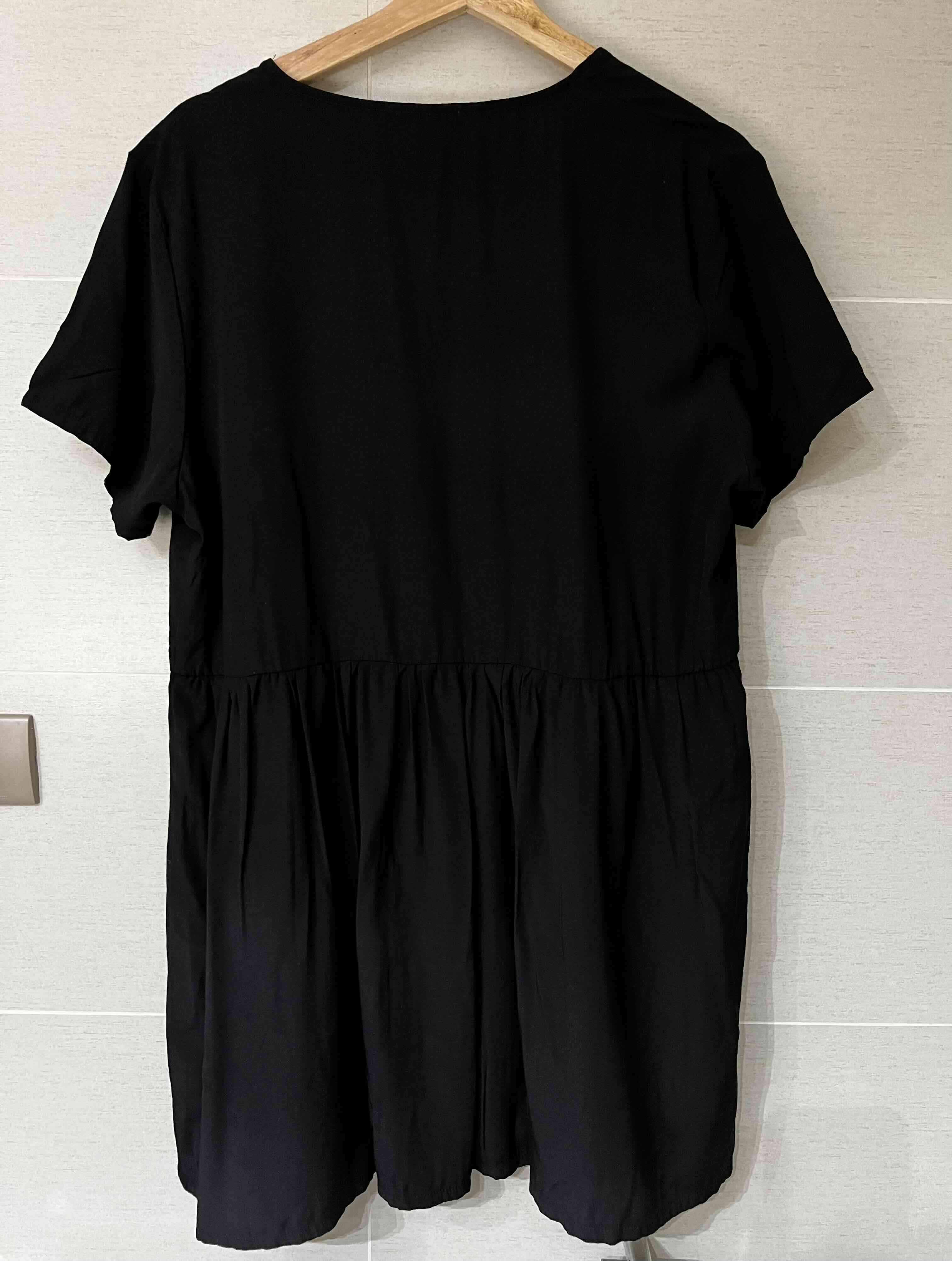 Vestido negro con botones Jacinta Tienda - miniatura 2