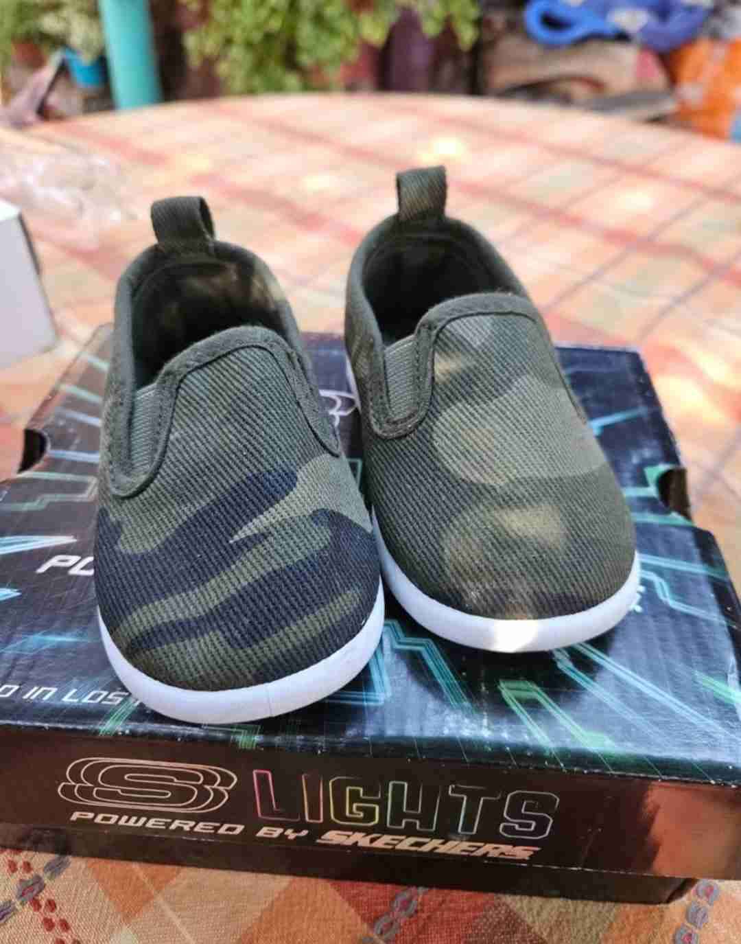 Zapatillas camufladas para niños