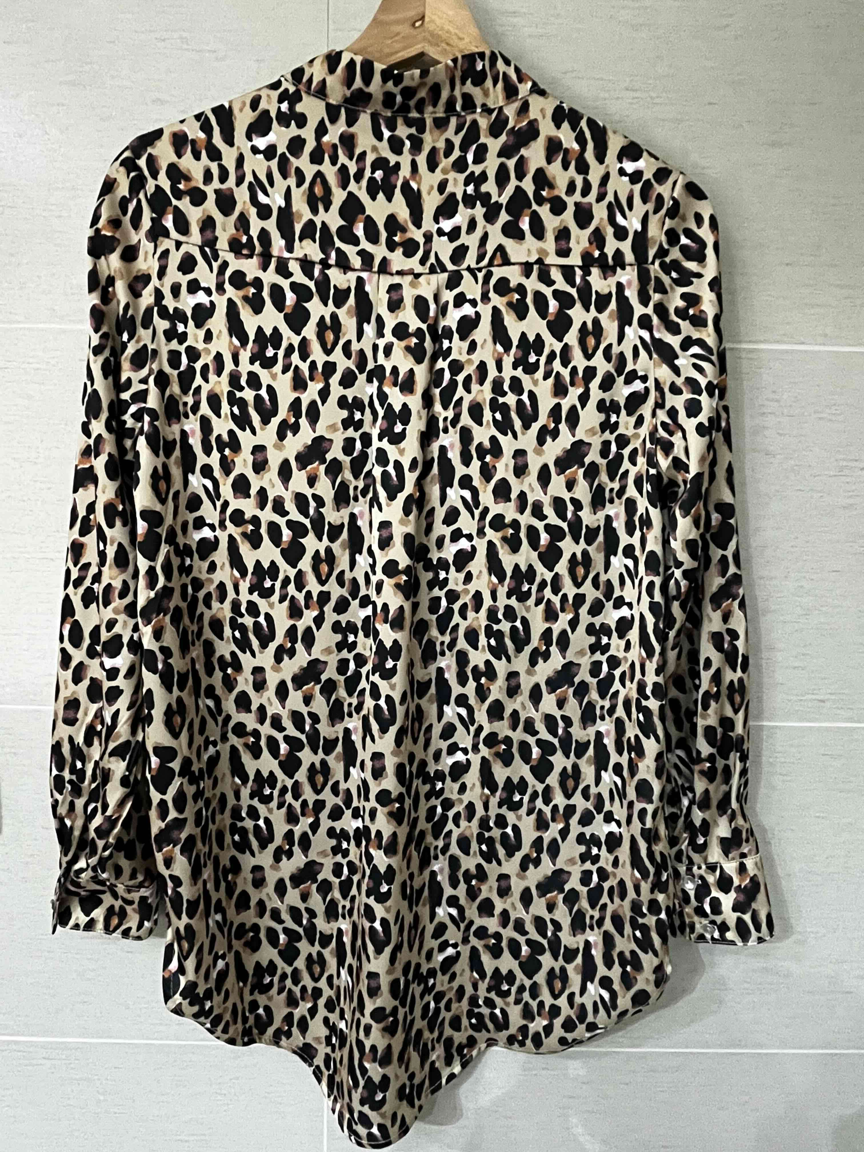 Blusa Manga Larga Animal Print Jacinta Tienda - miniatura 2