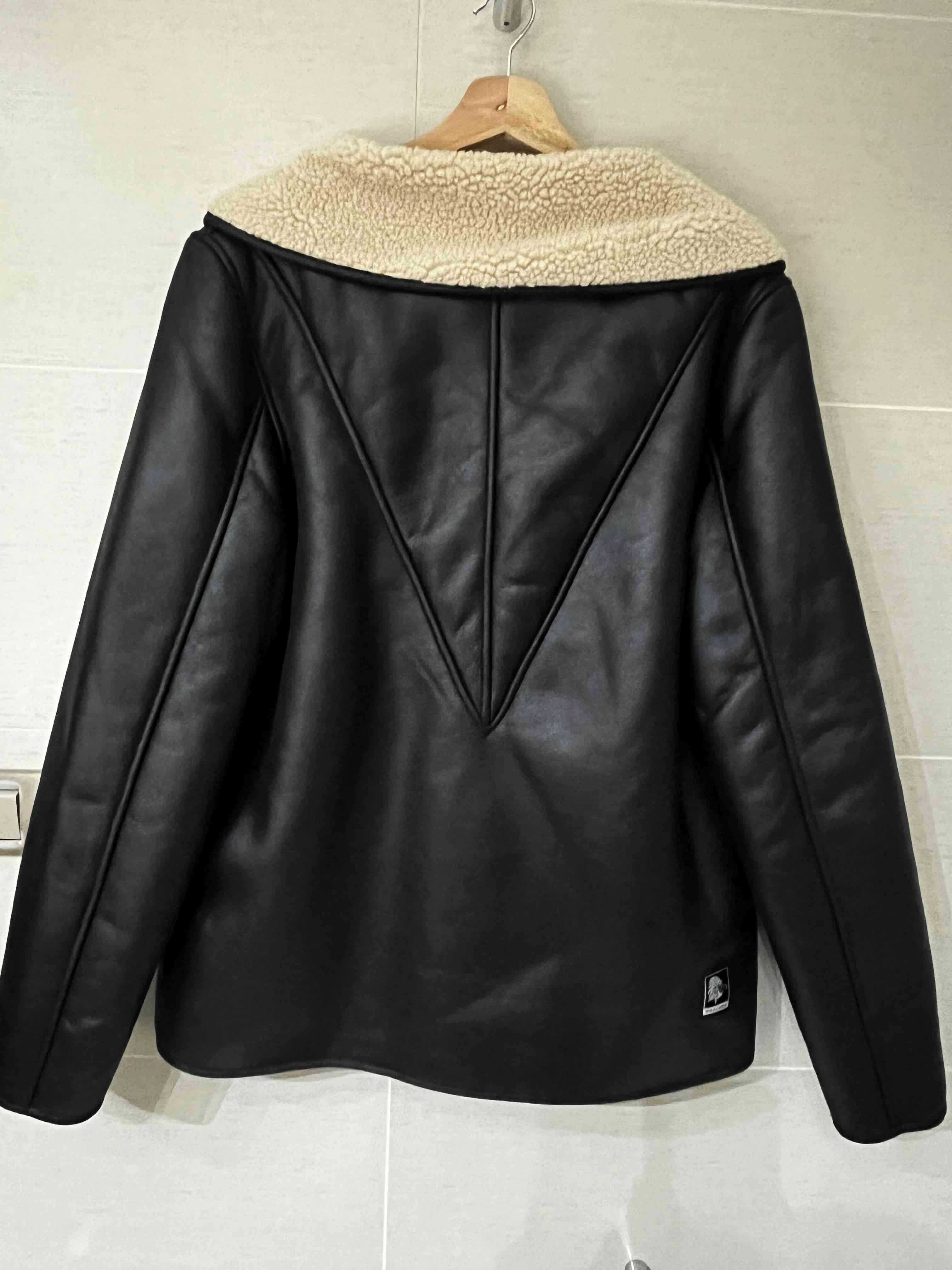 Chaqueta Negra Con Chiporro Wild Lama - miniatura 2