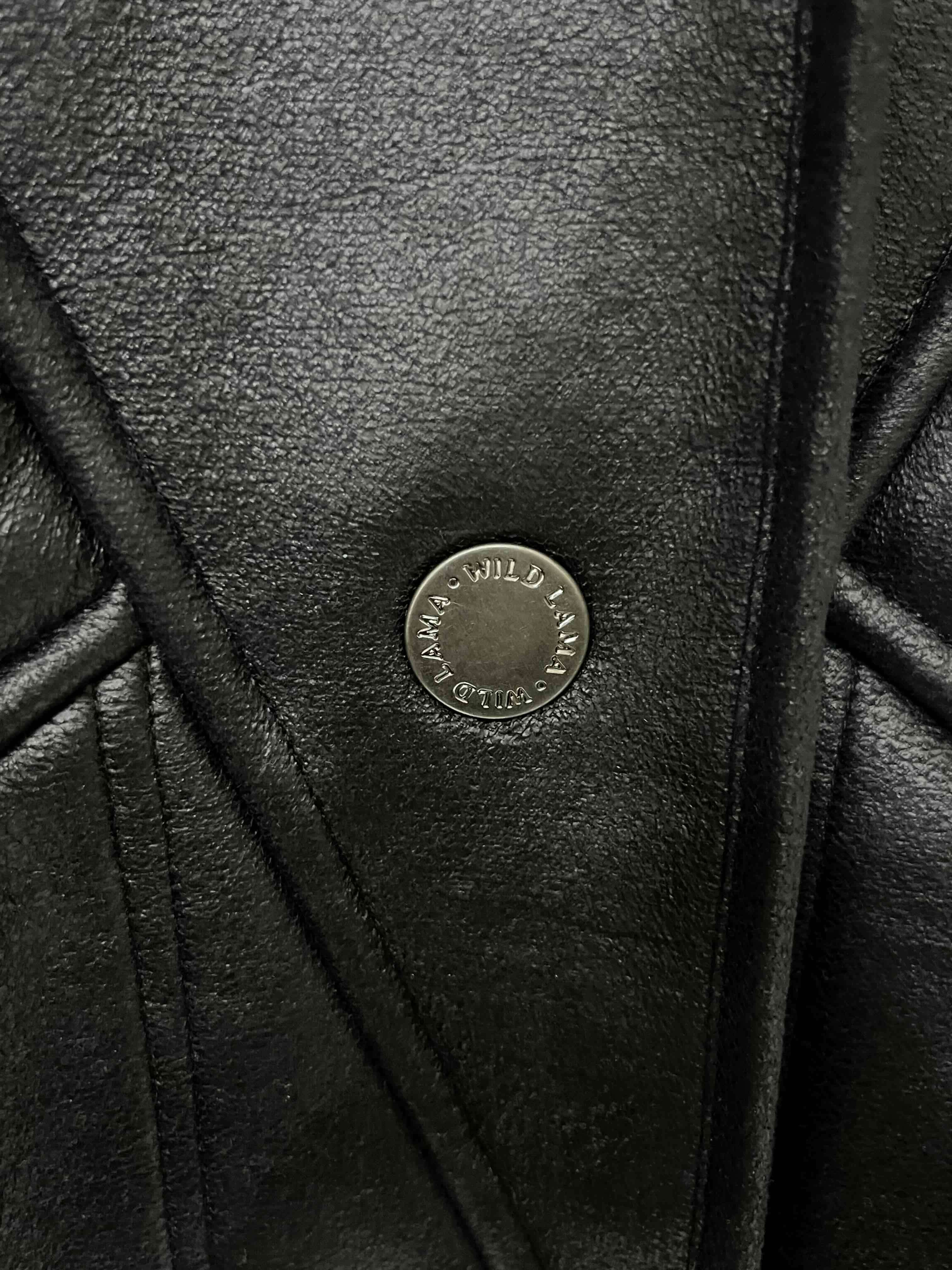 Chaqueta Negra Con Chiporro Wild Lama - miniatura 4