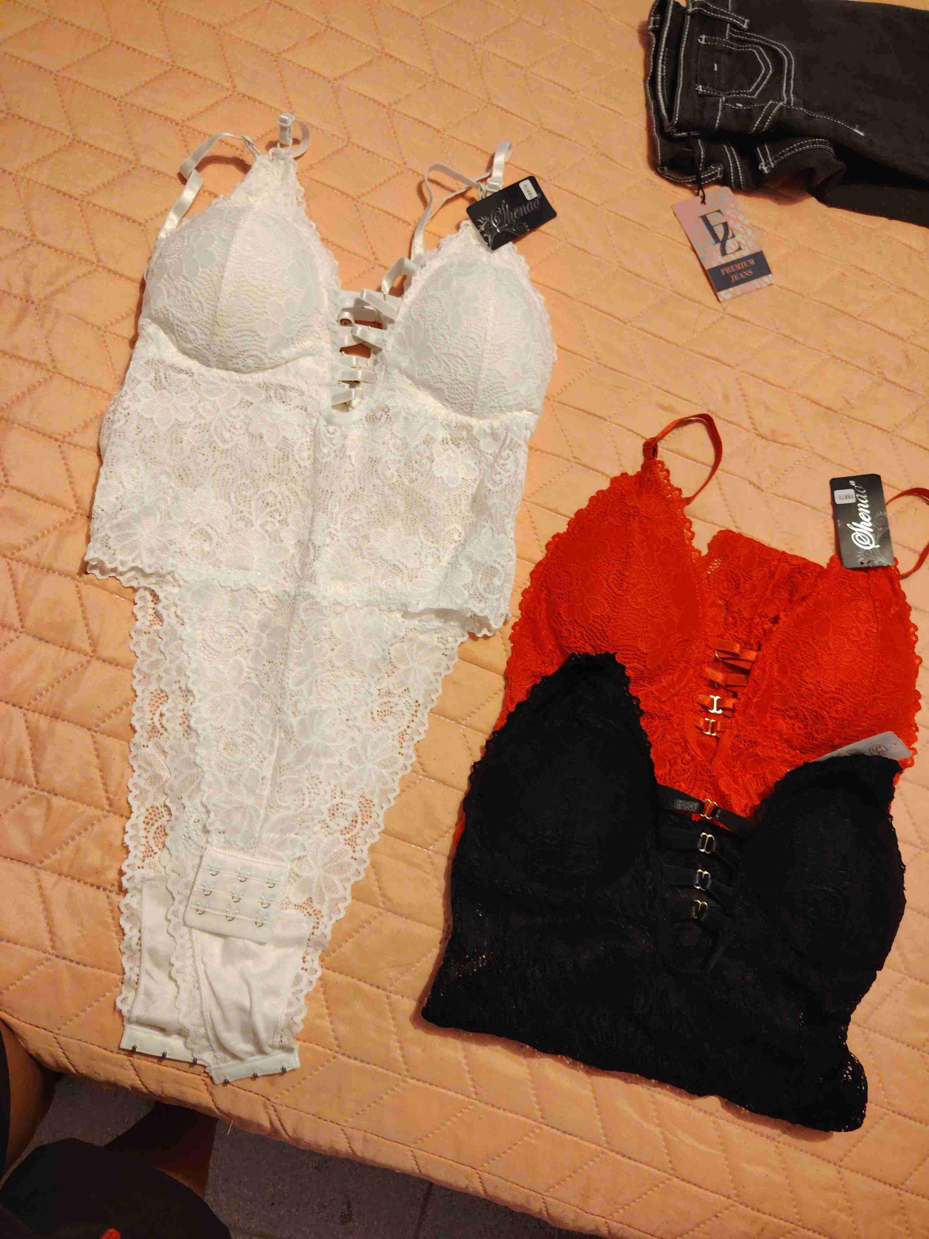 Body de encaje, 3 colores - miniatura 4