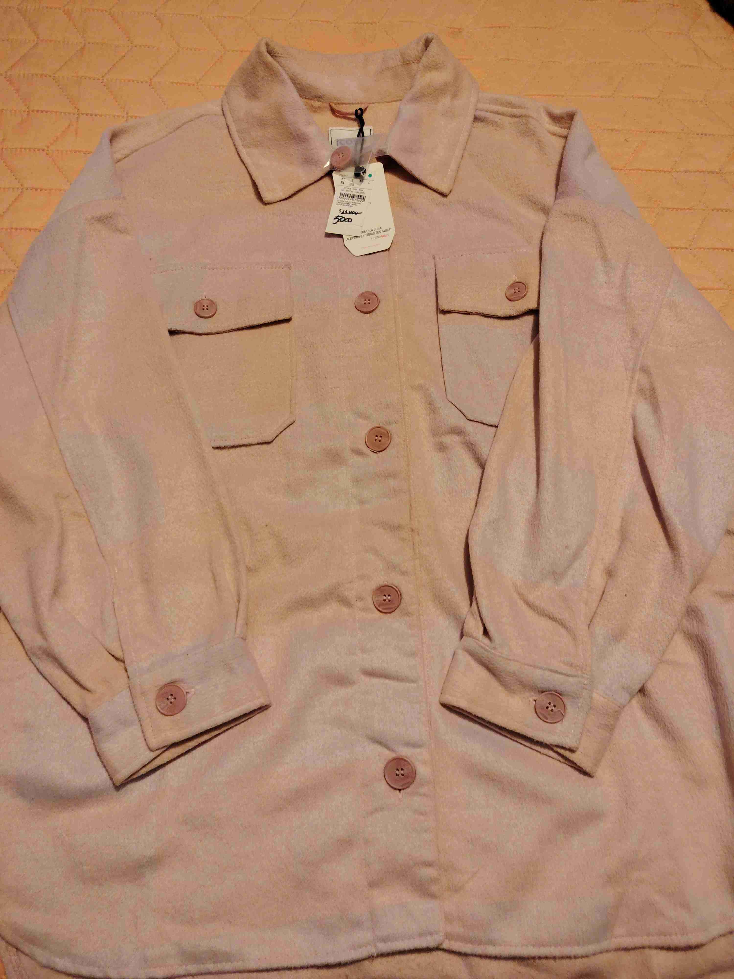 Chaqueta oversize rosada con bolsillos - miniatura 3