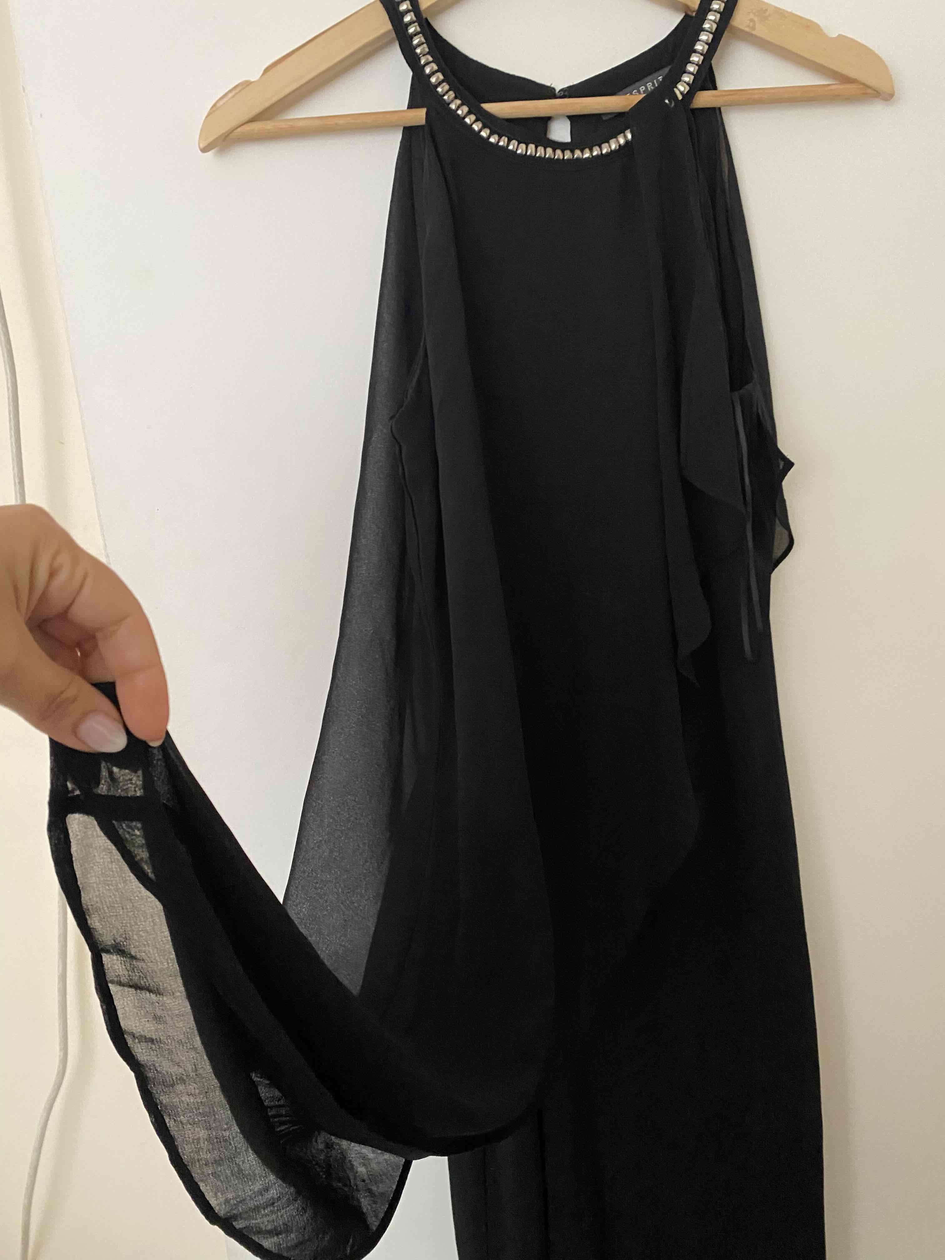 Vestido negro con adornos - miniatura 3