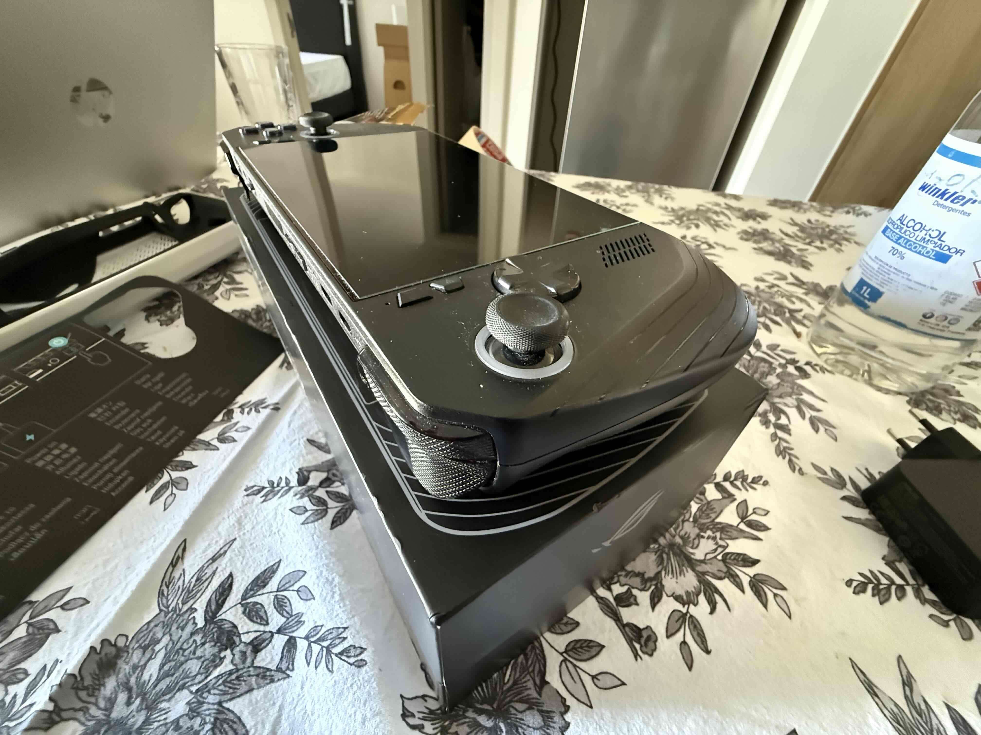 ASUS ROG Ally X - miniatura 2