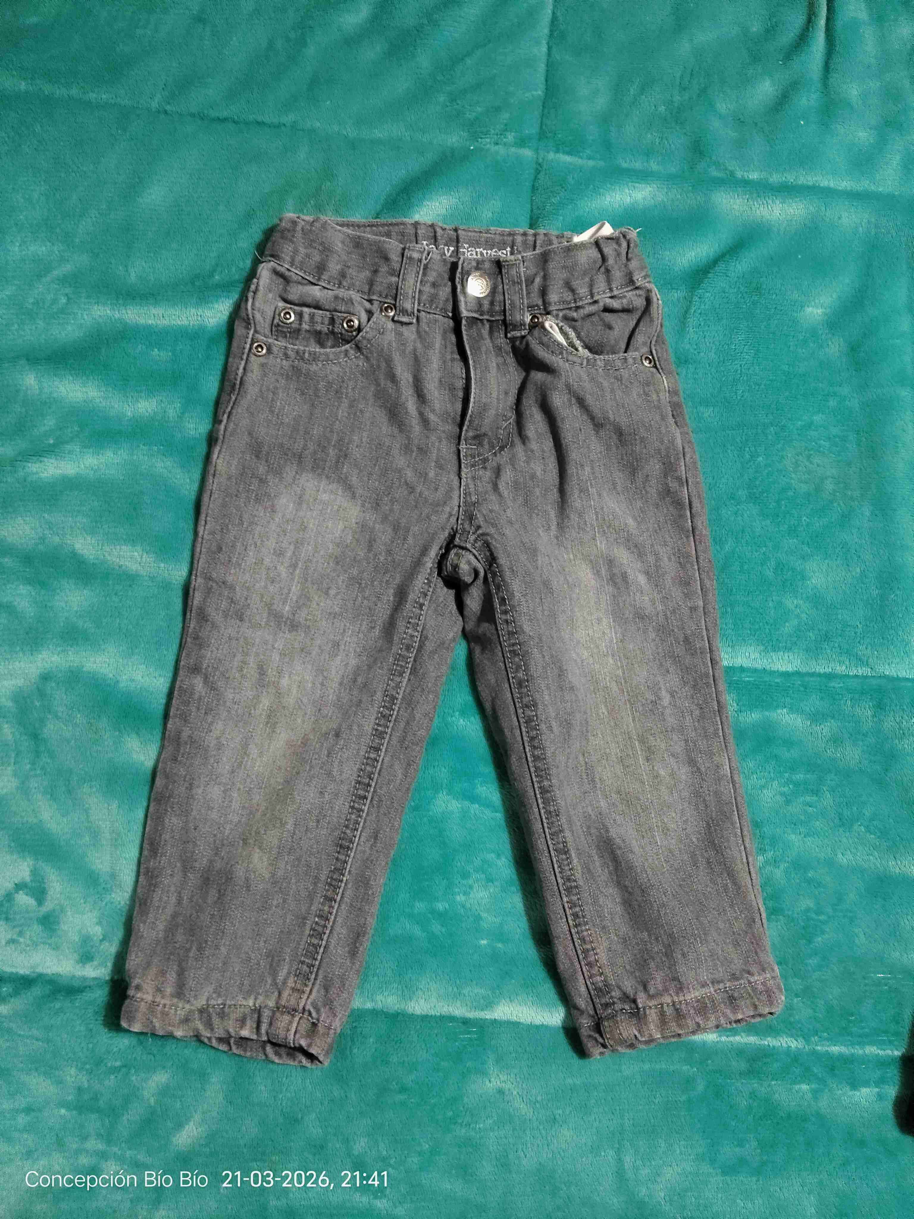 Pantalones de mezclilla gris para niños