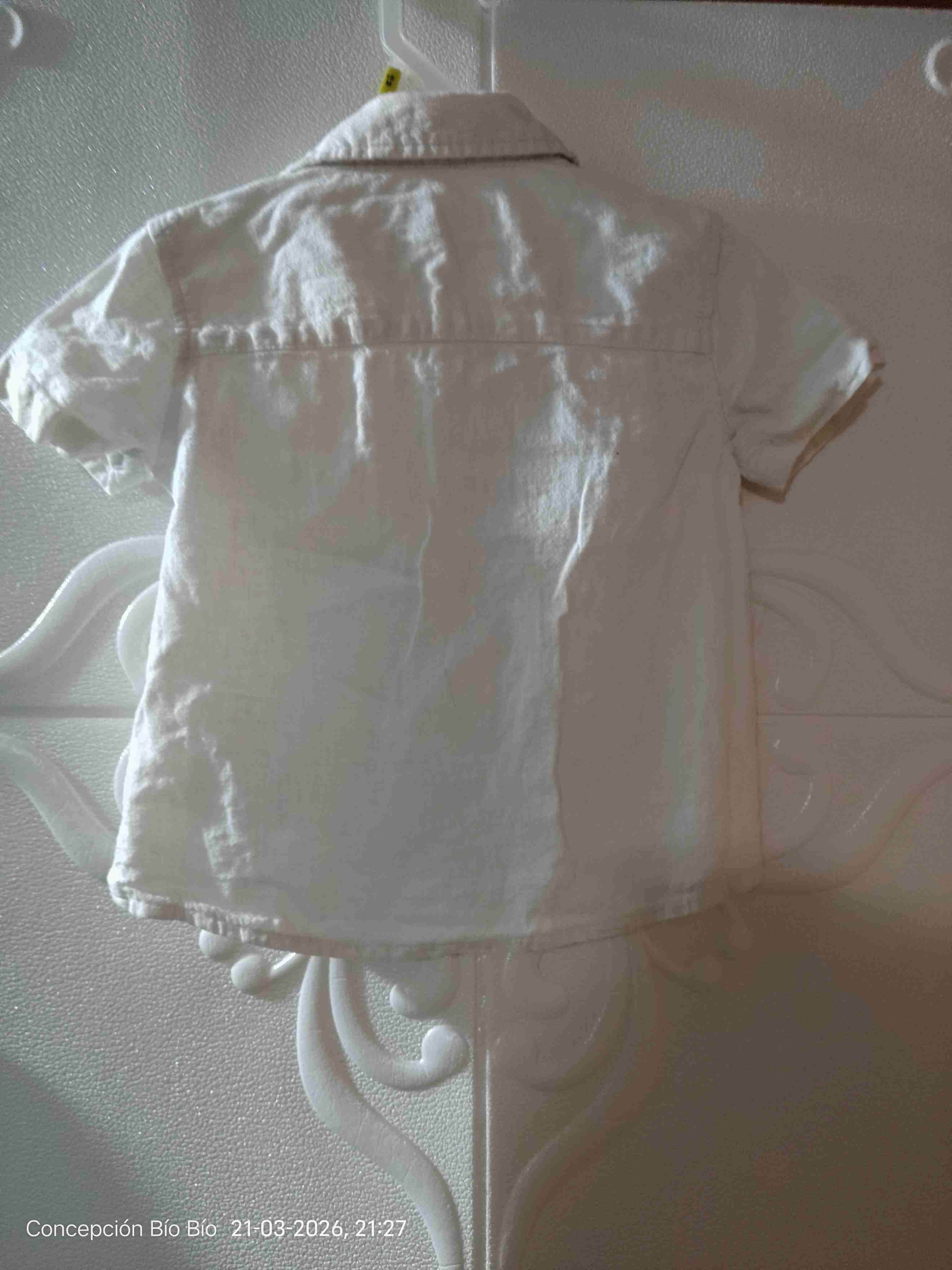 Camisa blanca bebé 9 meses - miniatura 2