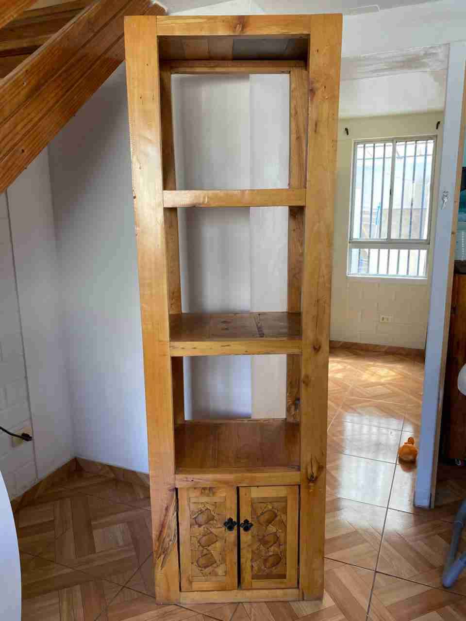 Estantería de madera alta - miniatura 4