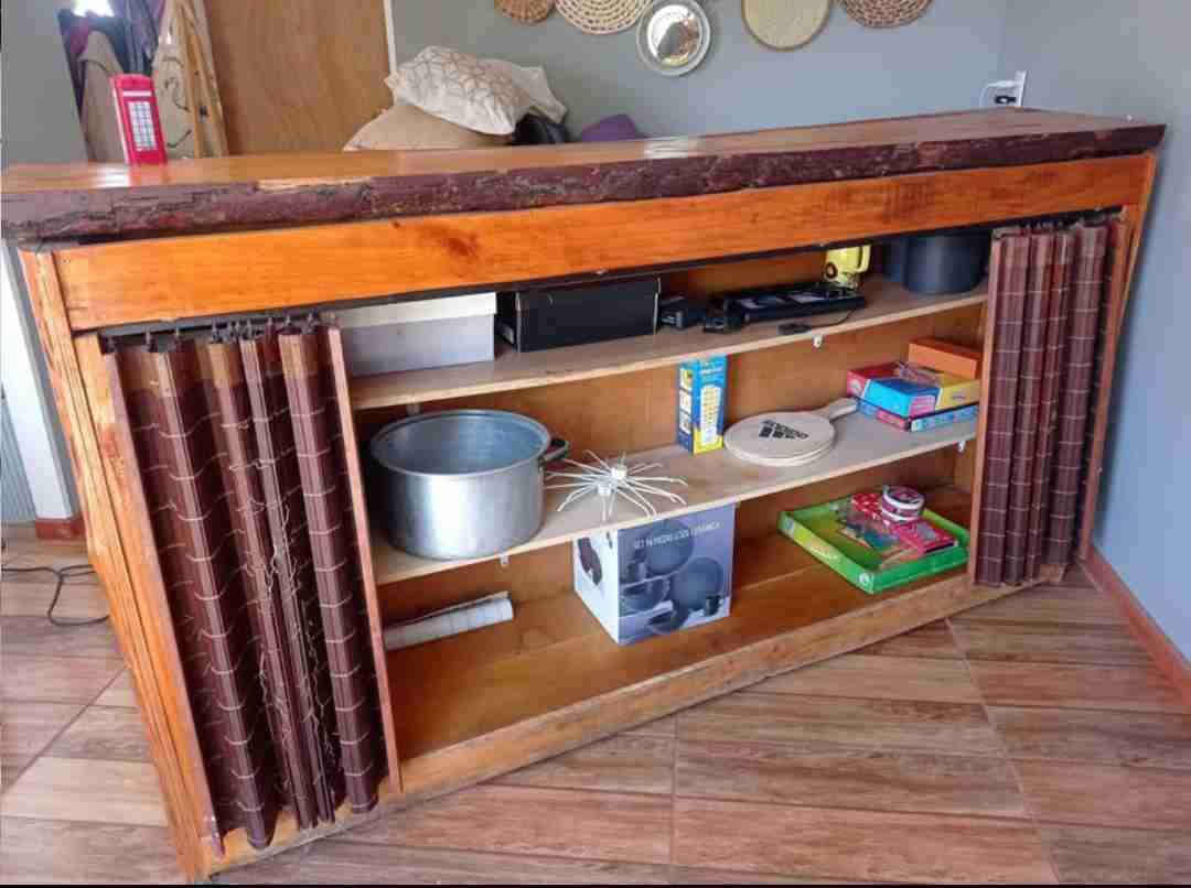 Mueble de bar de madera rústica - miniatura 4