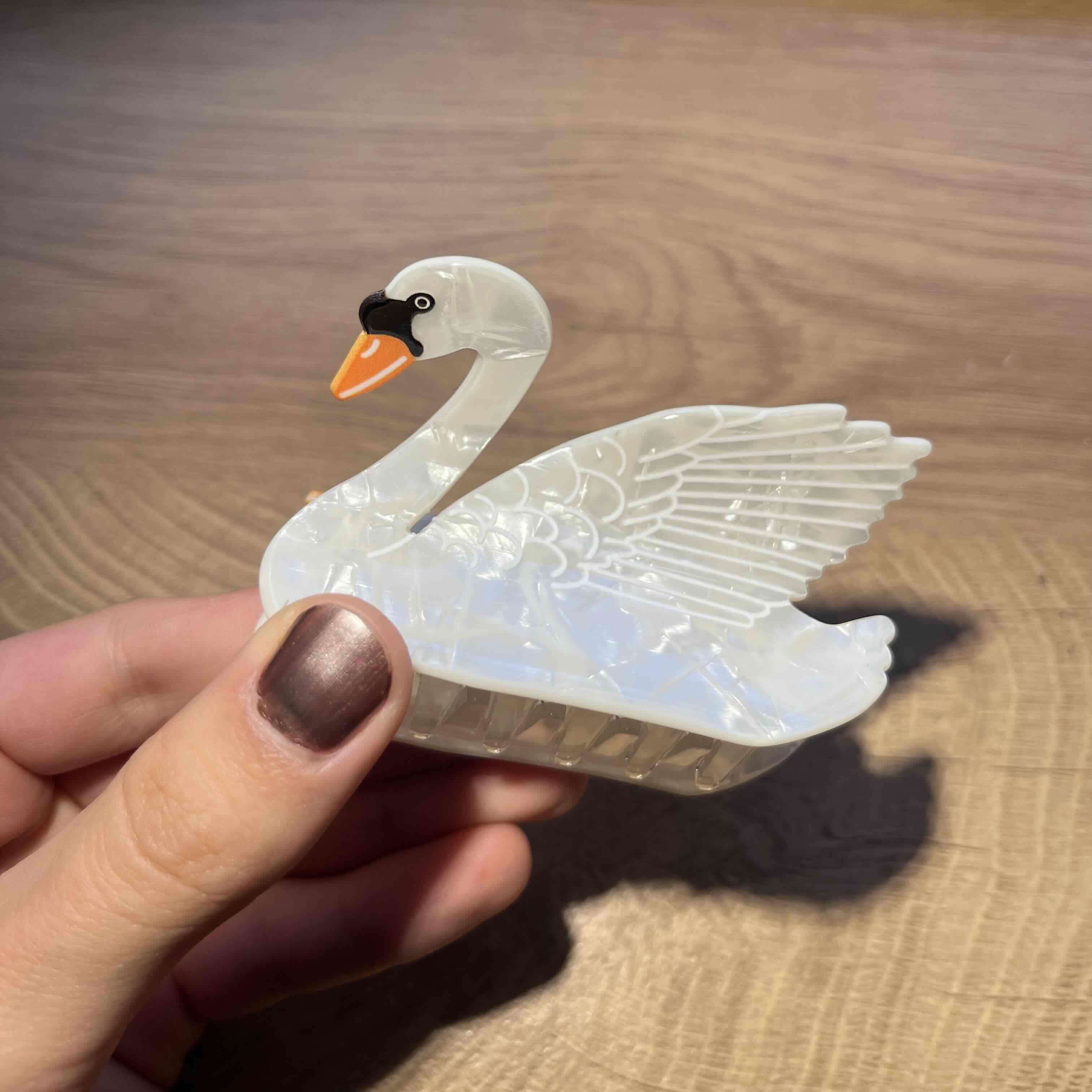 Figurita de cisne decorativa