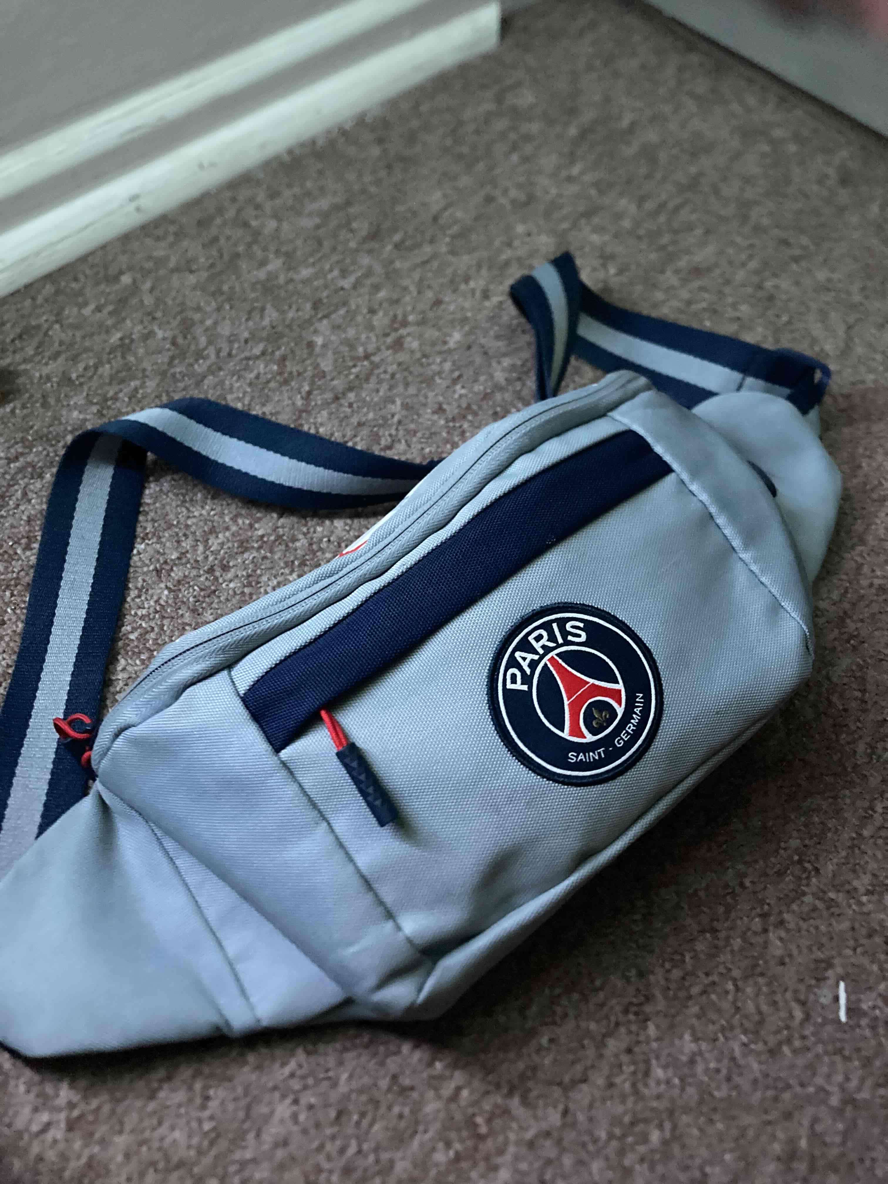 Riñonera PSG gris - miniatura 3