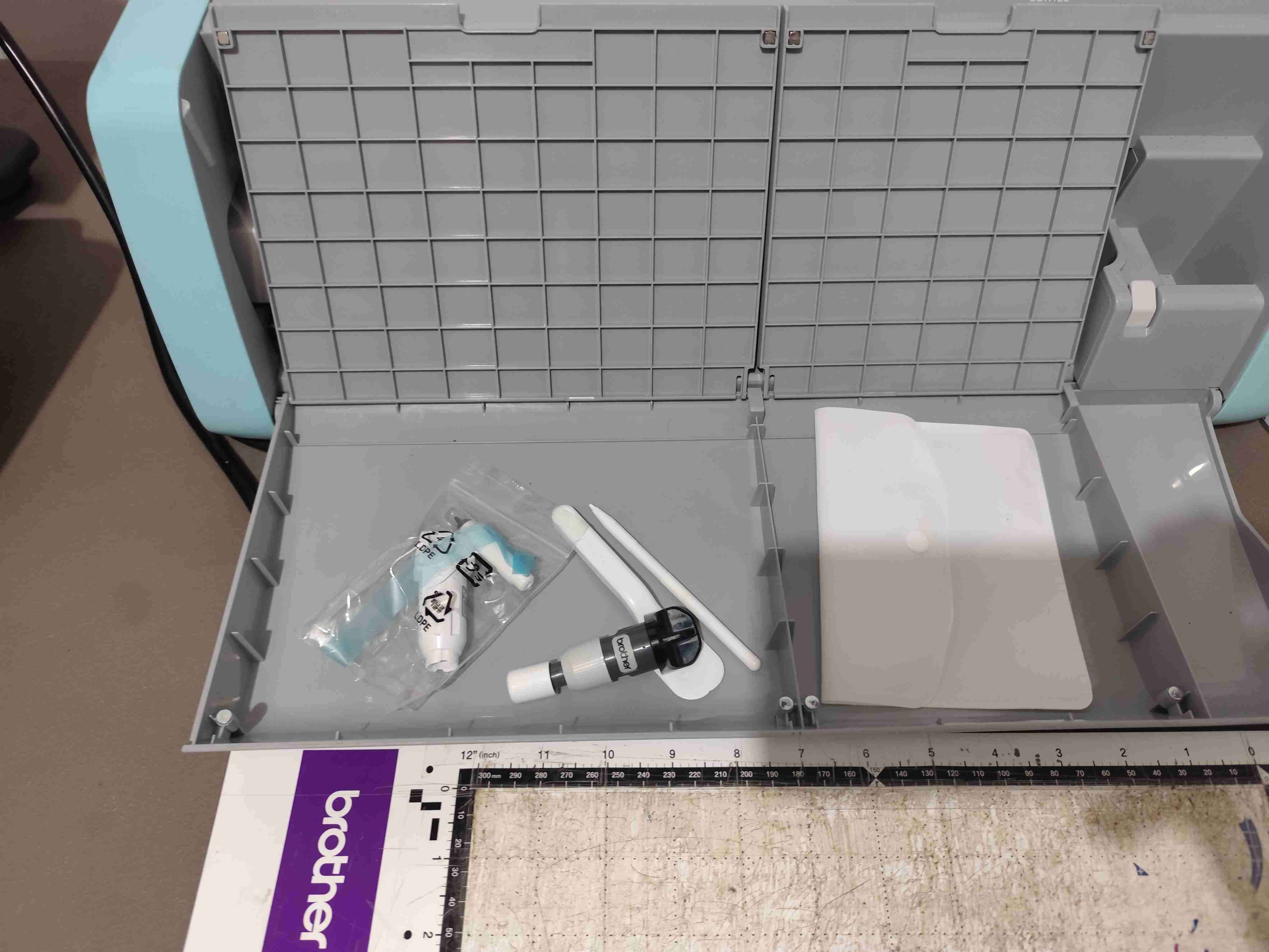 Plotter de corte Brother ScanNCut - miniatura 2