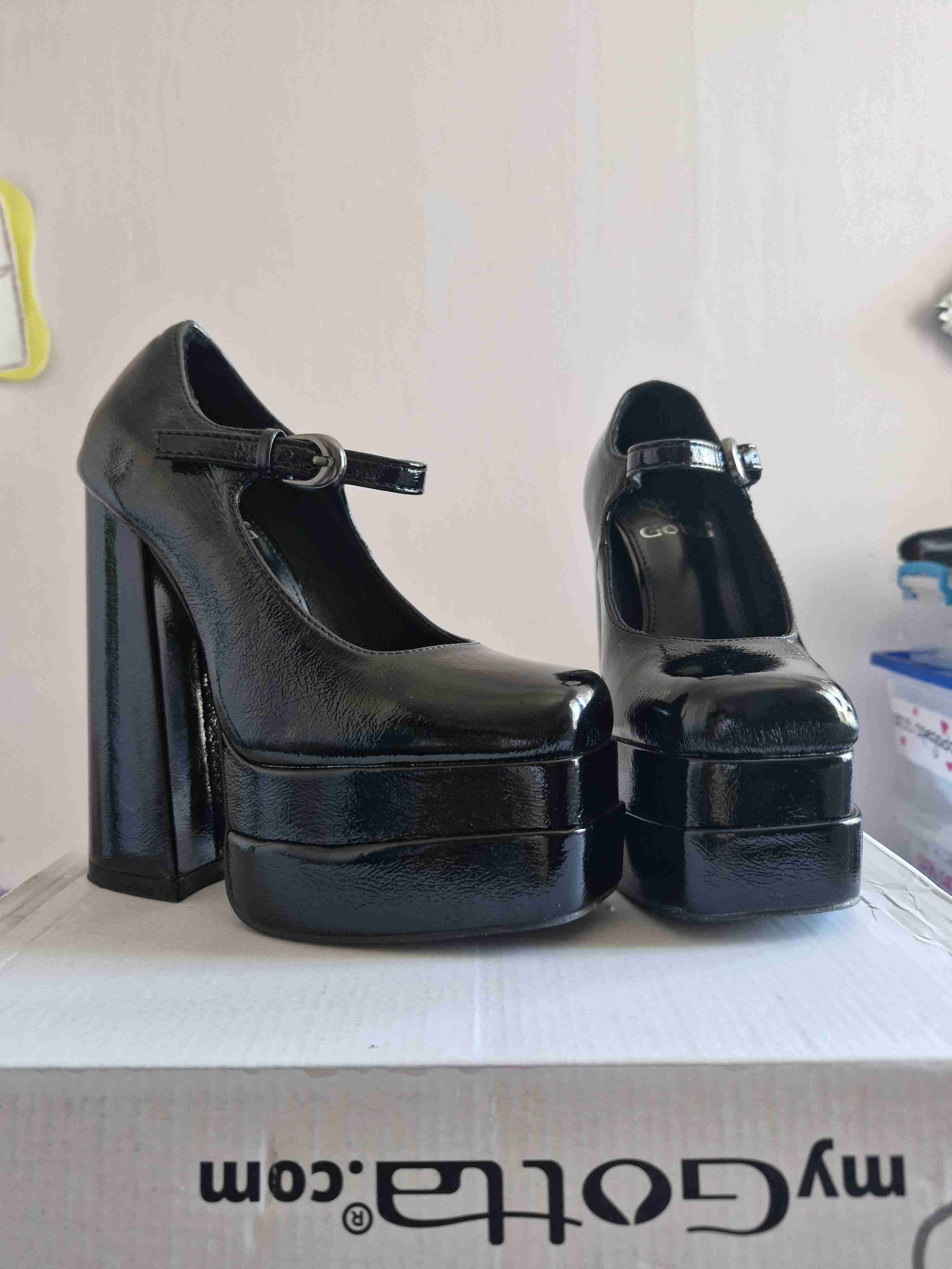 Zapatos de charol negros con plataforma - miniatura 2