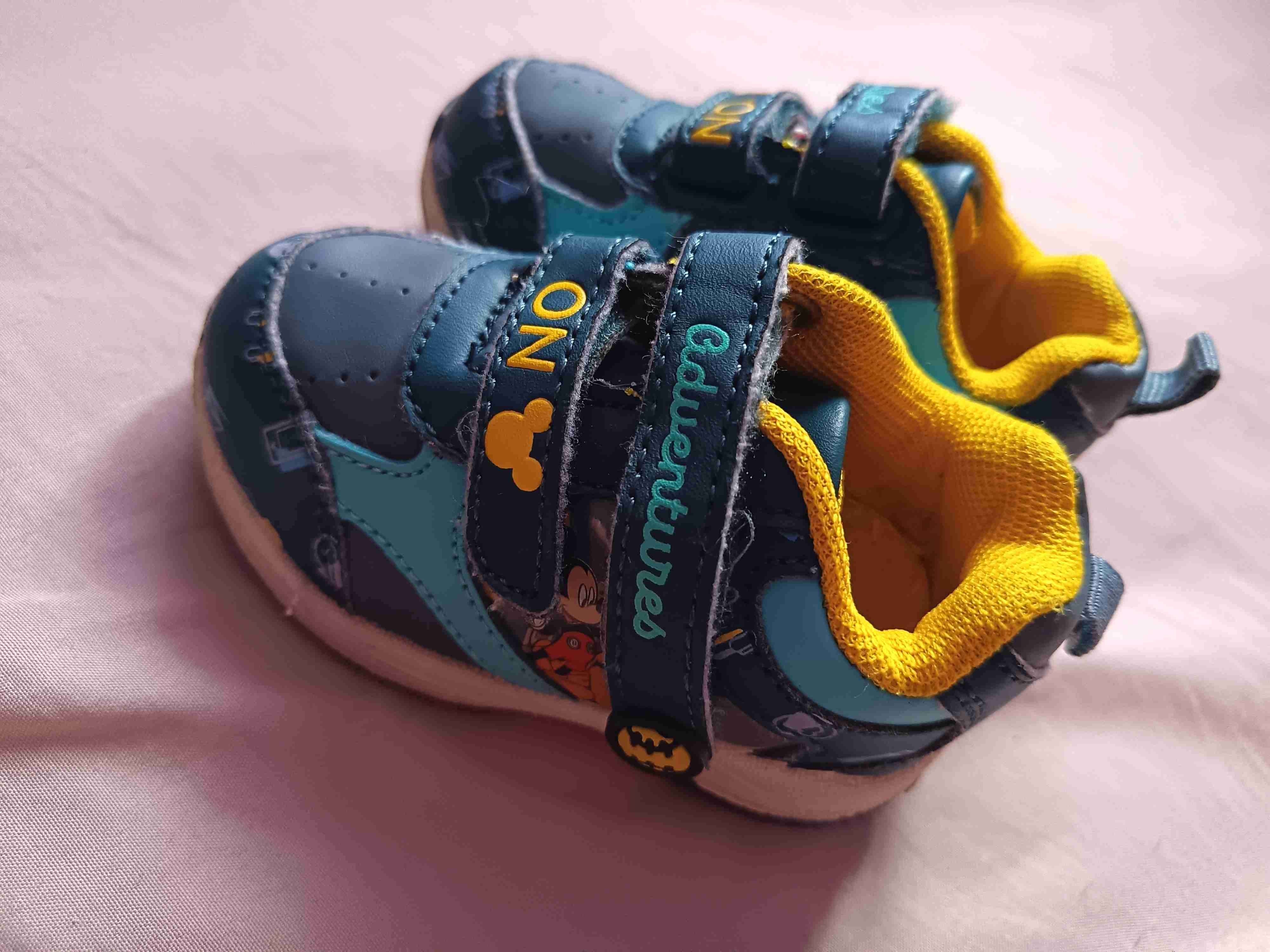 Zapatillas infantiles azules