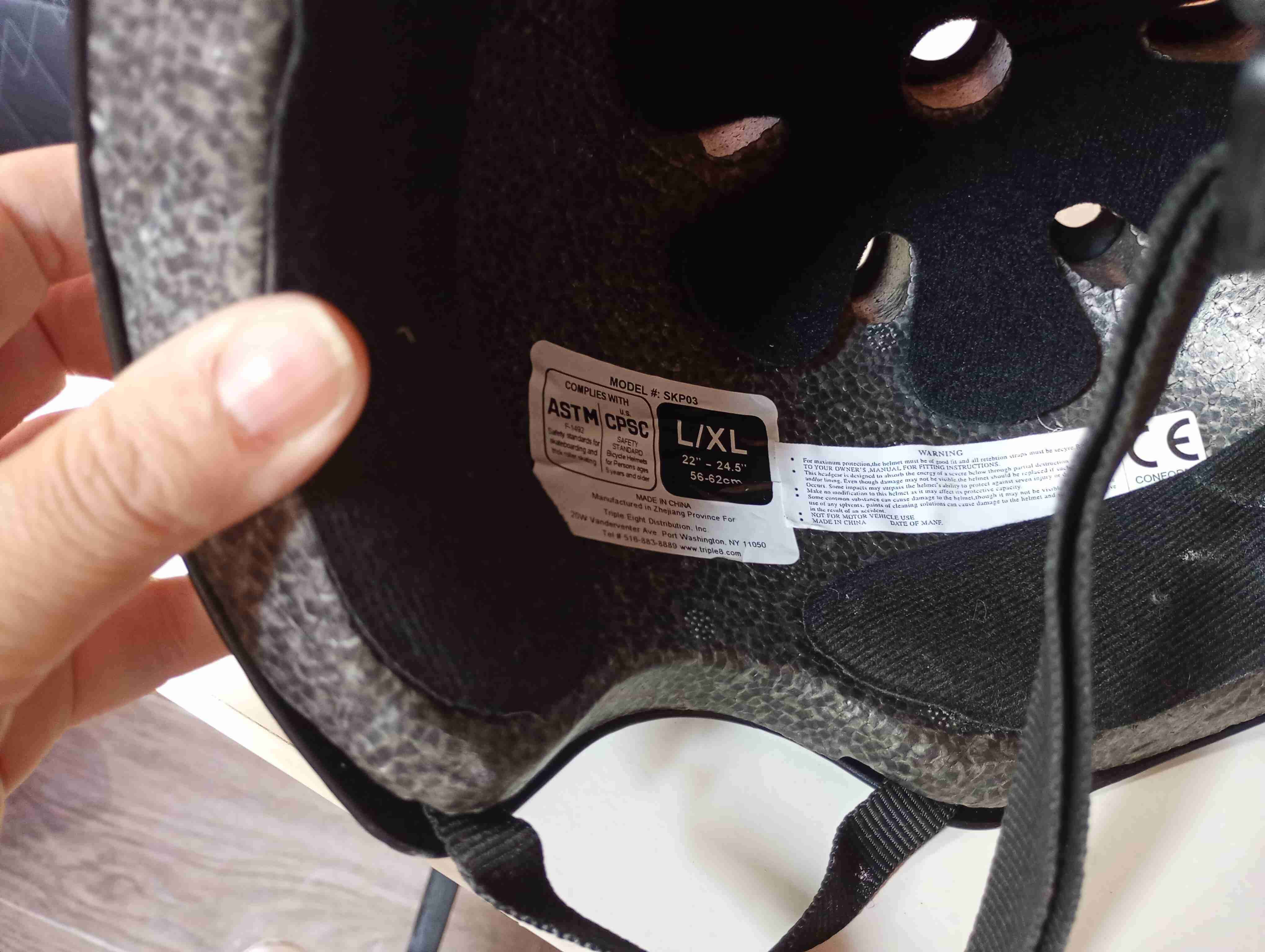 Cascos negro de protección y multicolor - 4