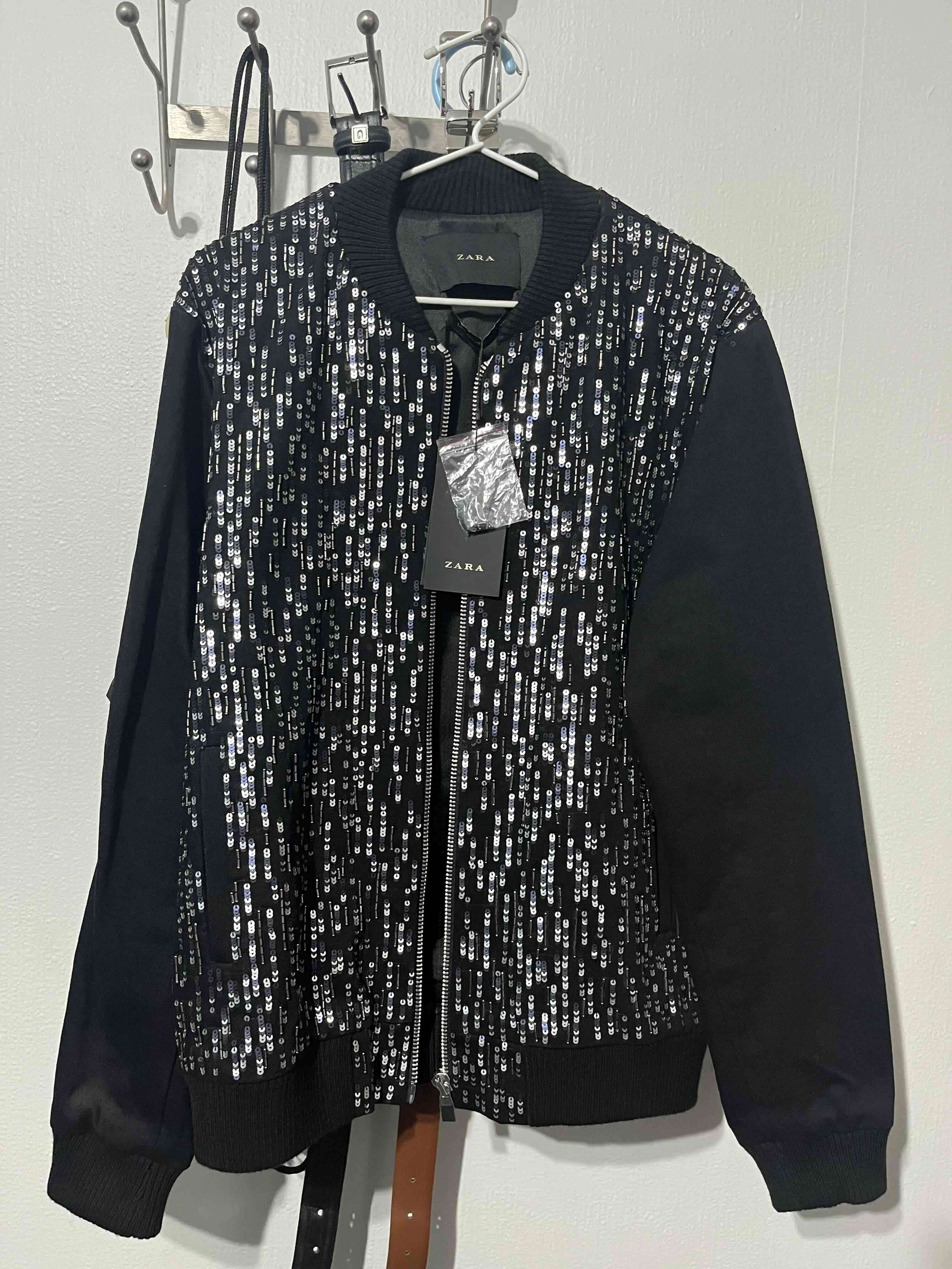 Chaqueta bomber negra - Zara