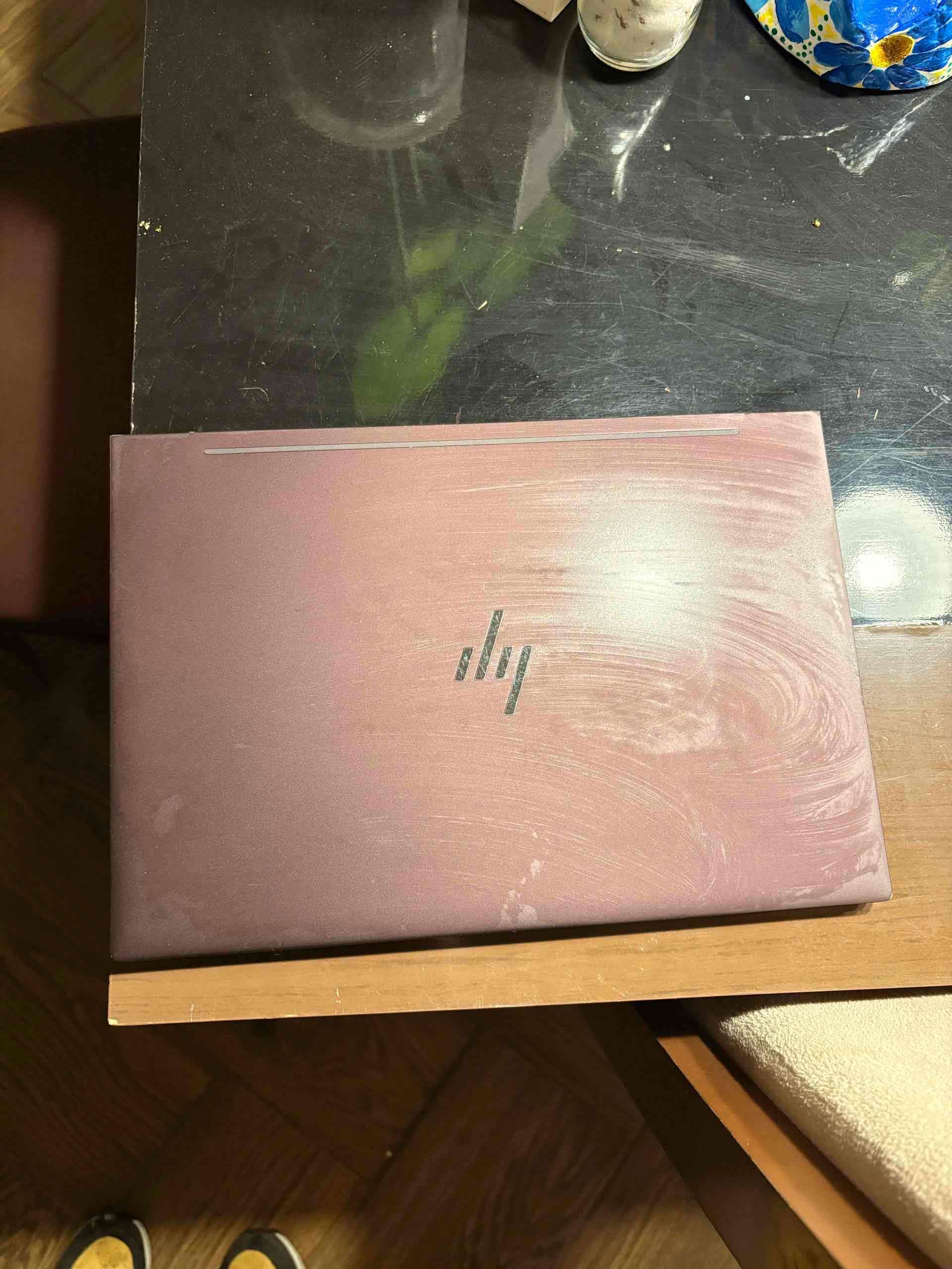 HP Envy Laptop 15-ep0013dx - miniatura 3