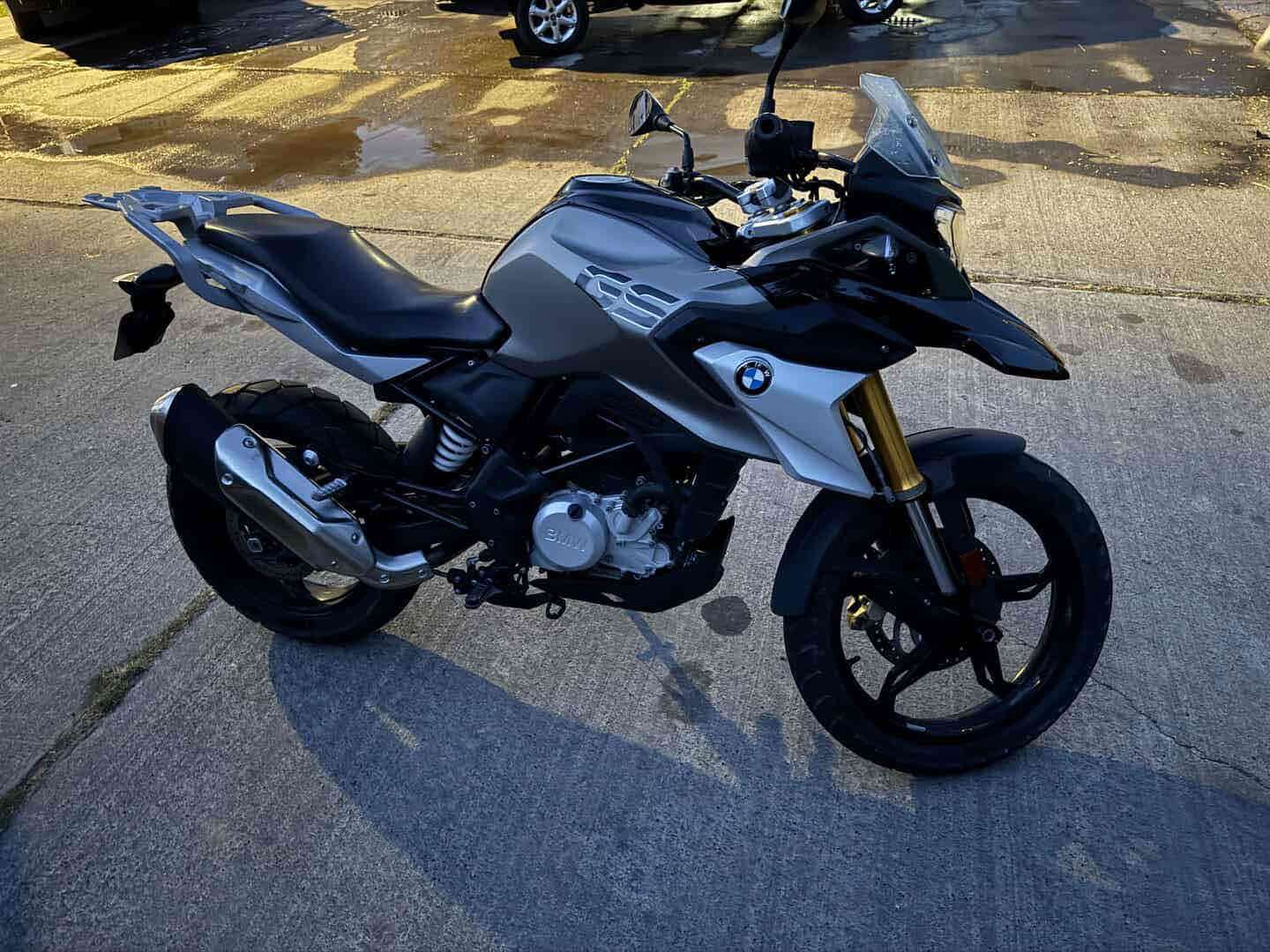 Moto BMW GS 310 negro - miniatura 2
