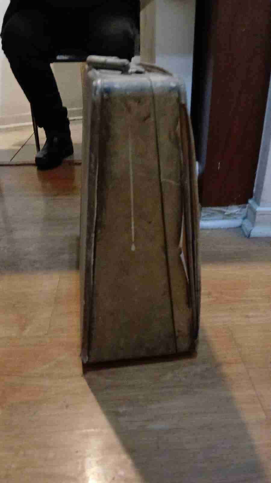 Máquina de escribir vintage - miniatura 4