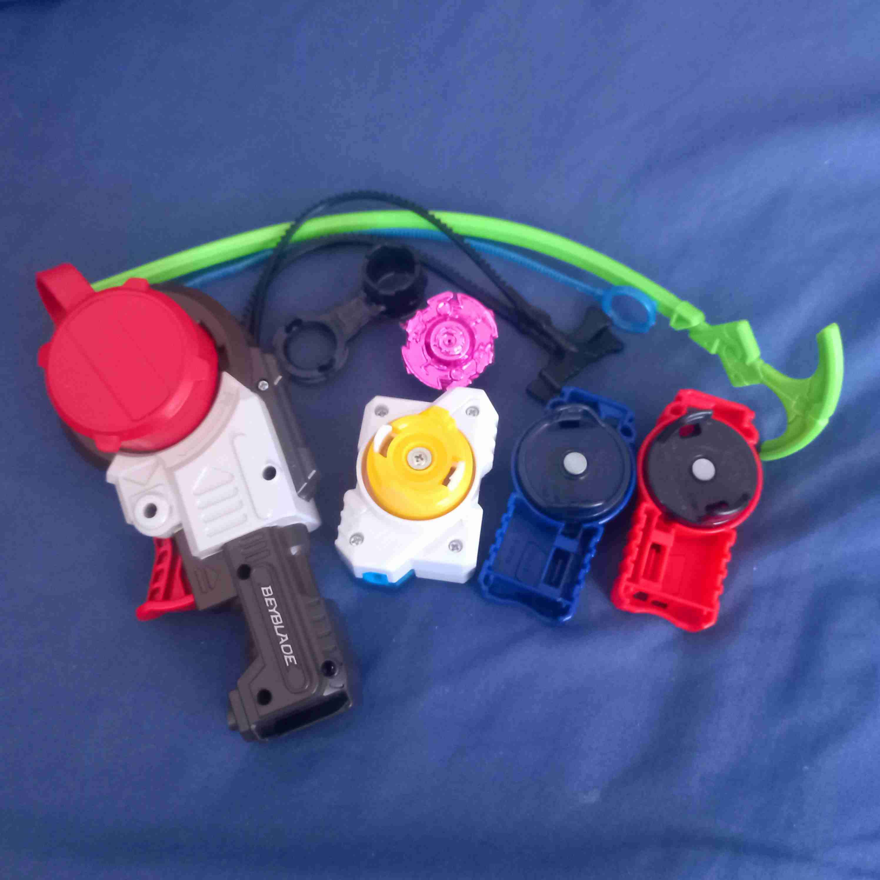 Set de trompos Beyblade - miniatura 2