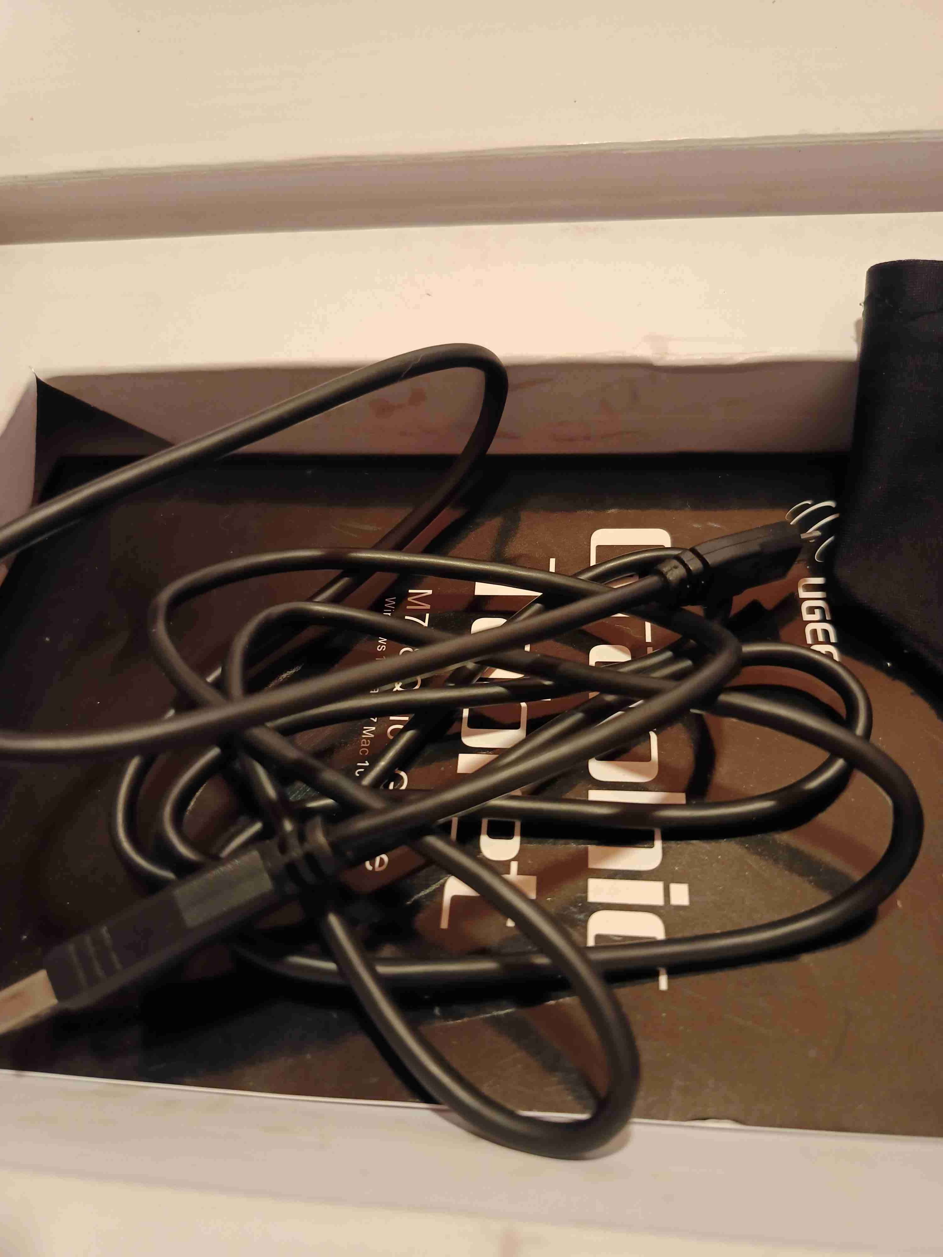 Tablet gráfica UGEE con botones - miniatura 4