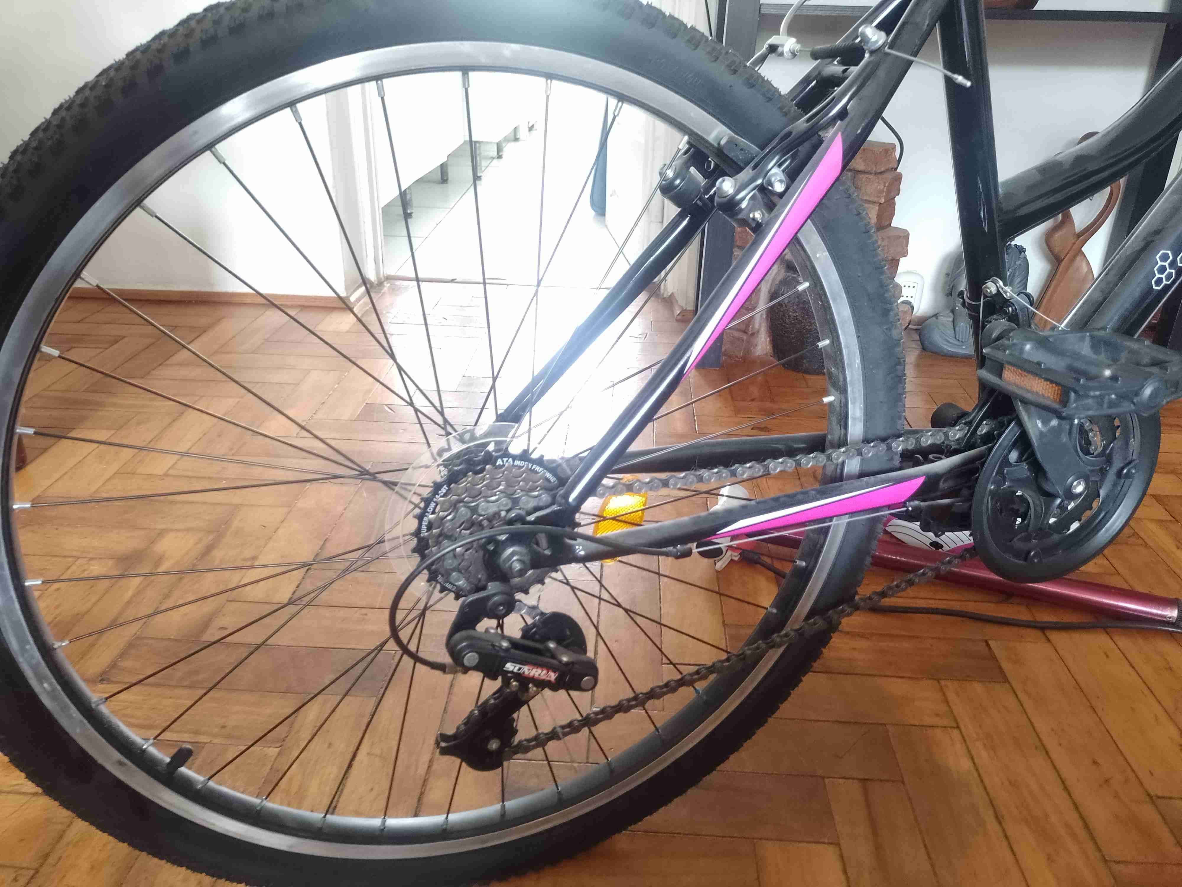 Vendo bicicleta Loops L26 7 Velocidades Nueva - miniatura 6