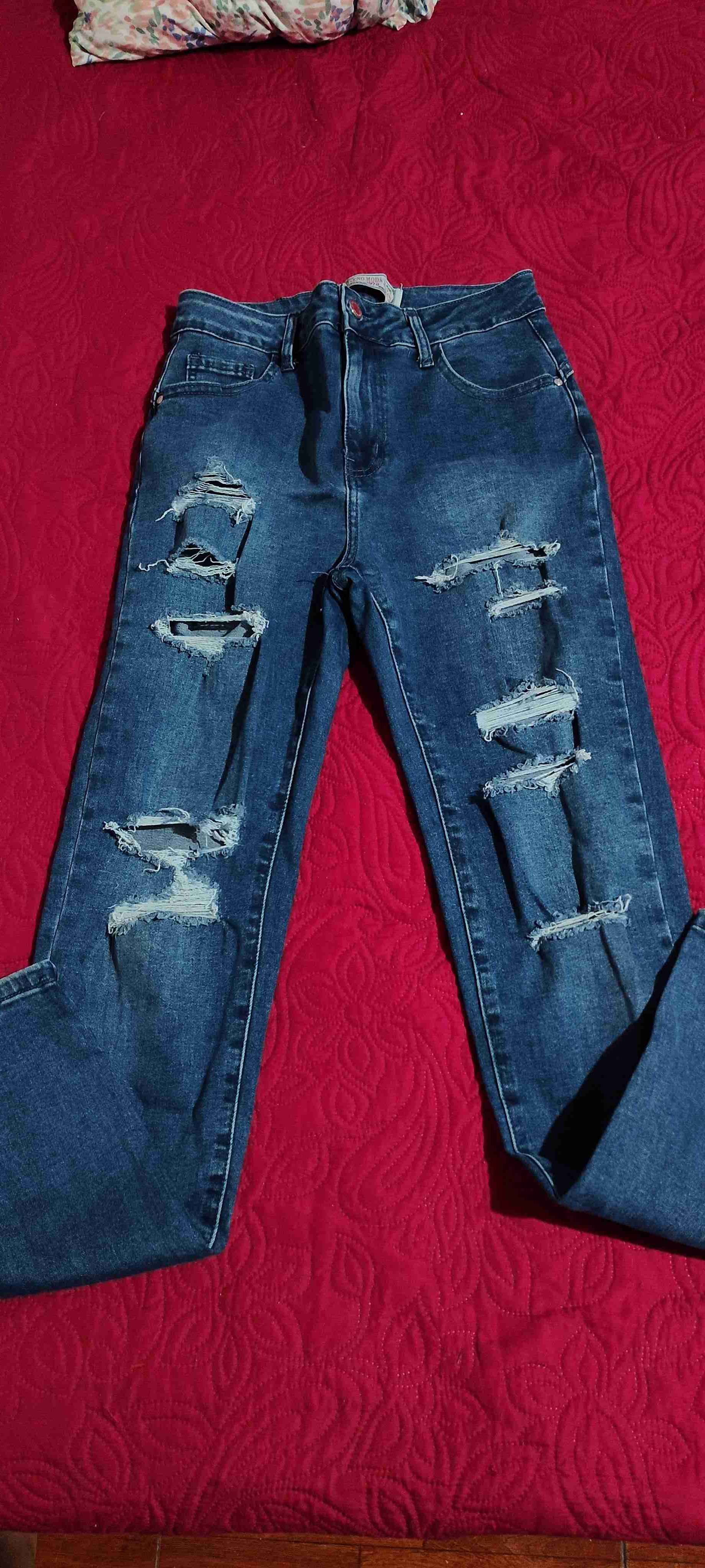 Jeans azules con roturas - miniatura 2