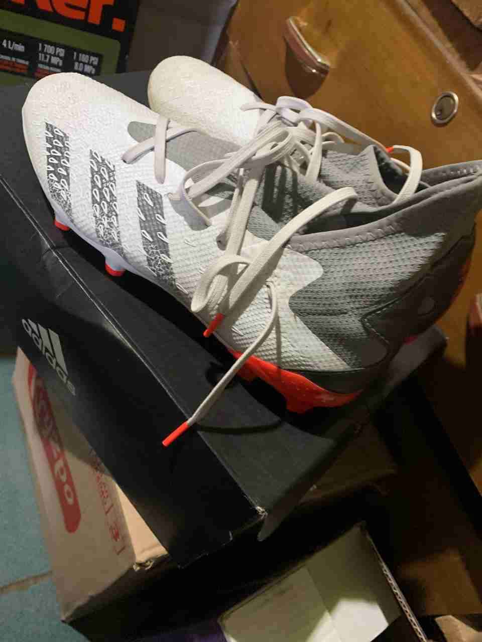 Zapatos de Fútbol blancas Adidas - miniatura 2