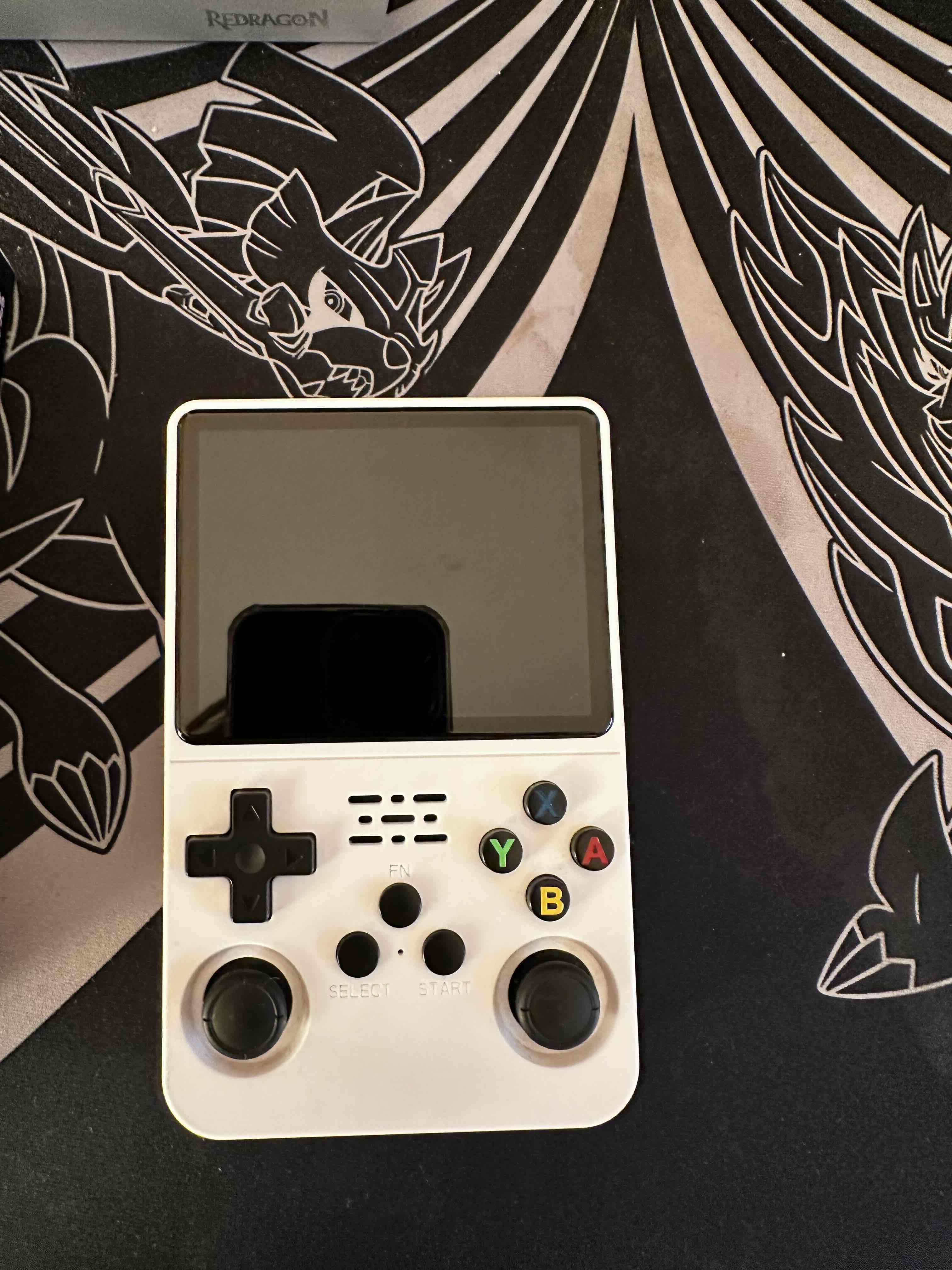 Consola de juegos portátil R36S - miniatura 3