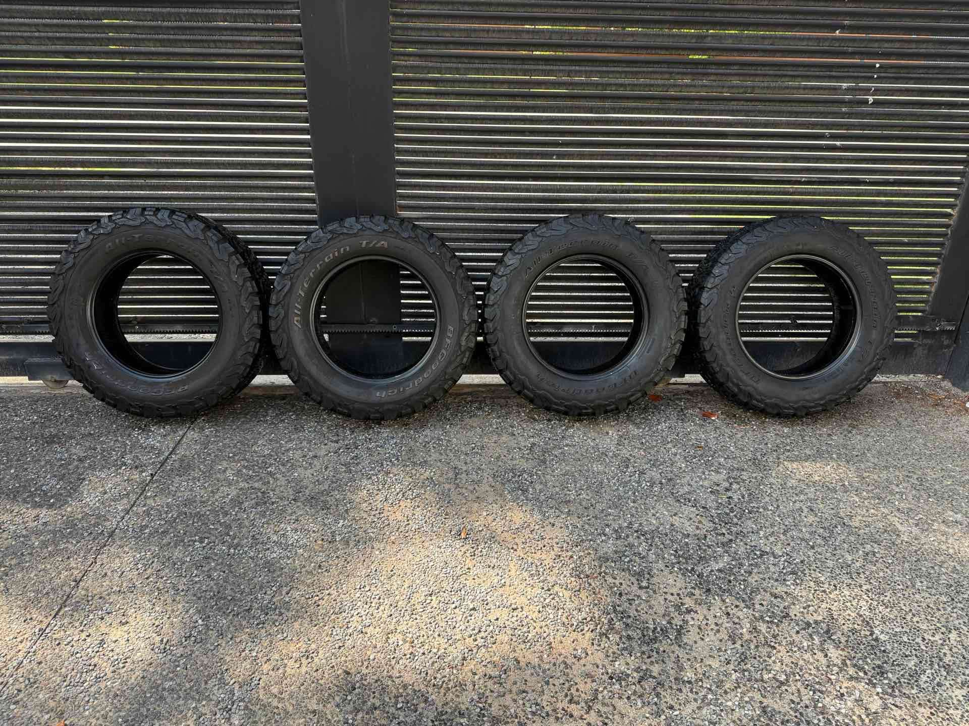 Neumáticos BF Goodrich 245/70/R17 - miniatura 2