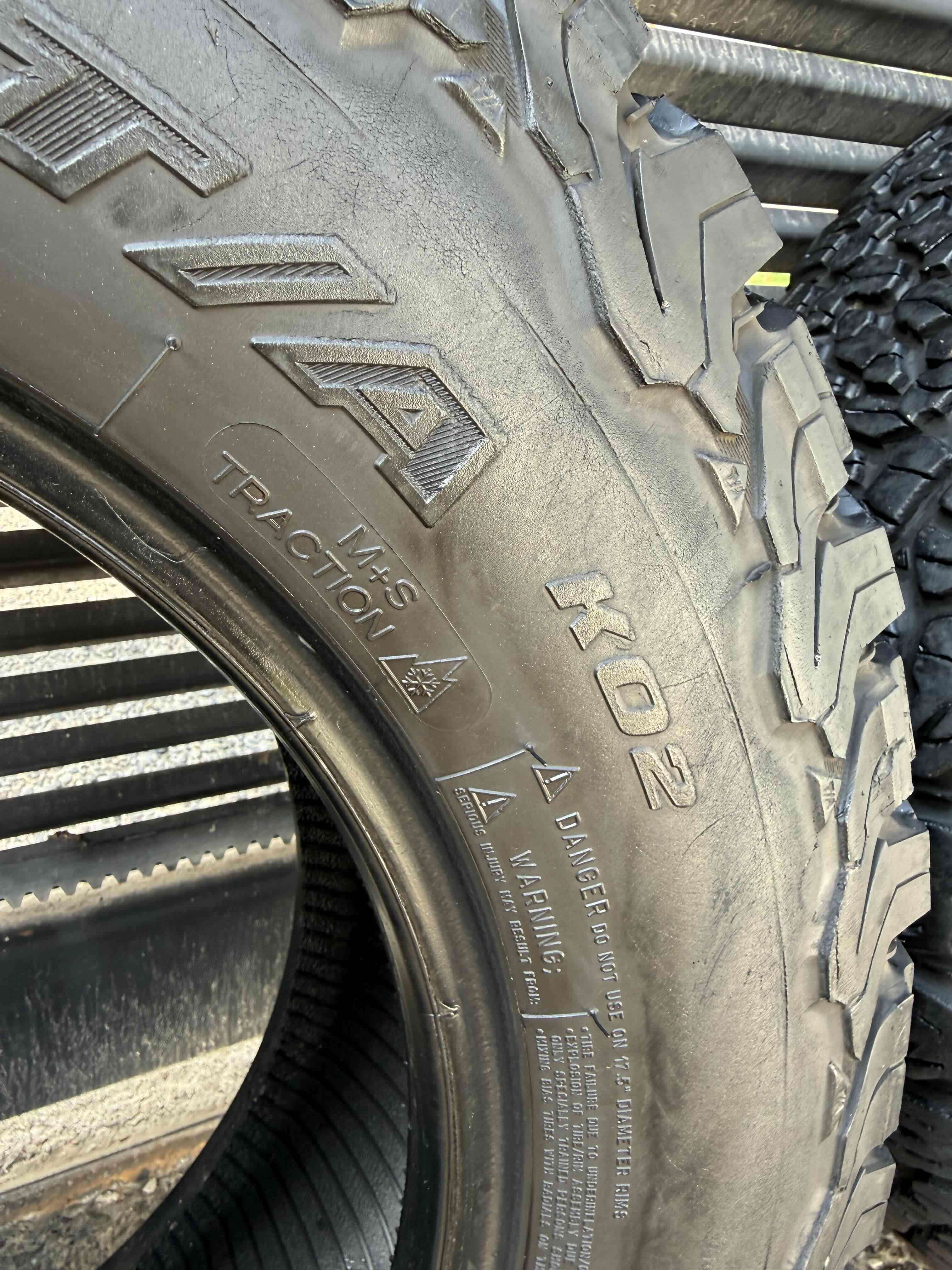 Neumáticos BF Goodrich 245/70/R17 - miniatura 3